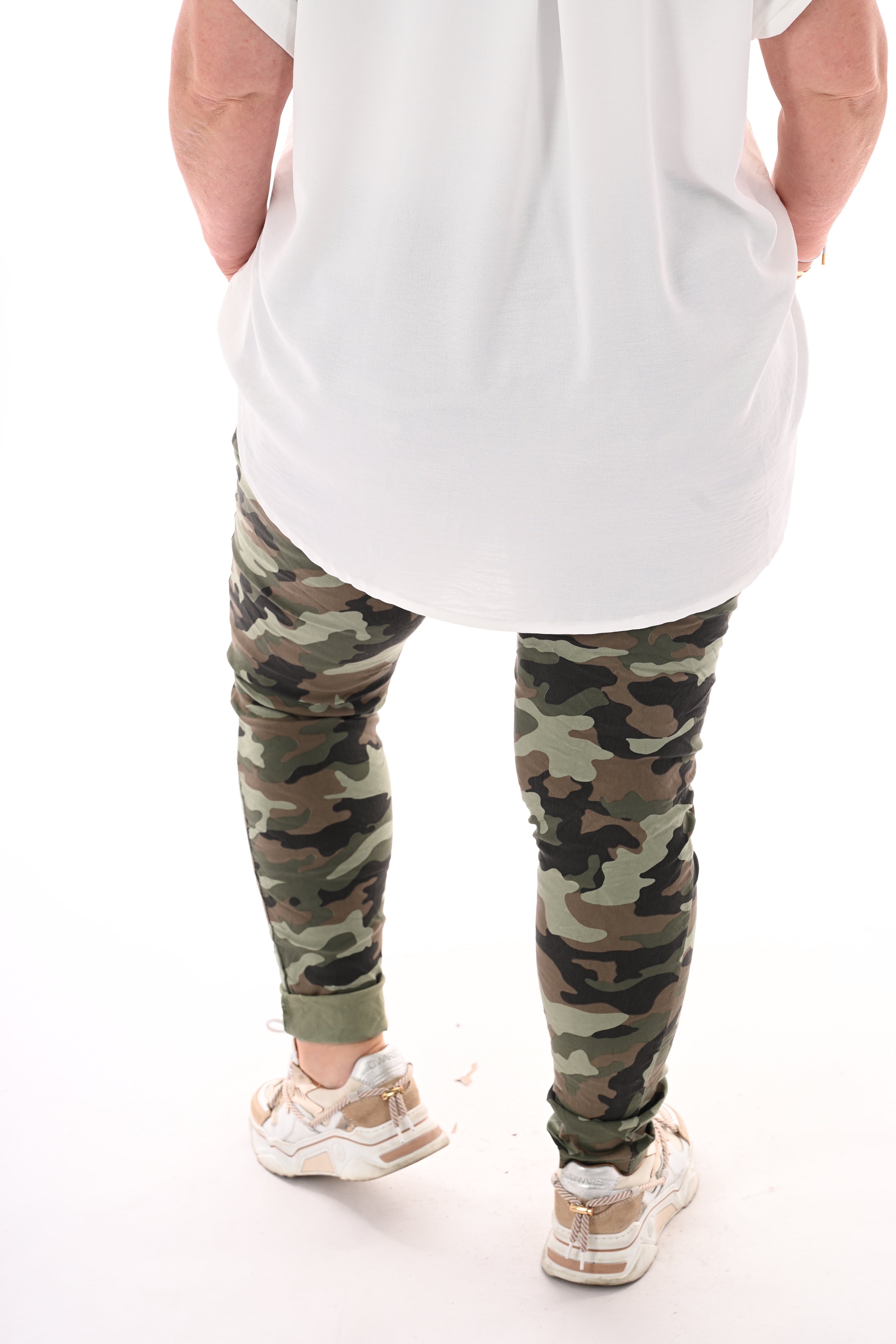 Stretchbroek camouflage legergroen
