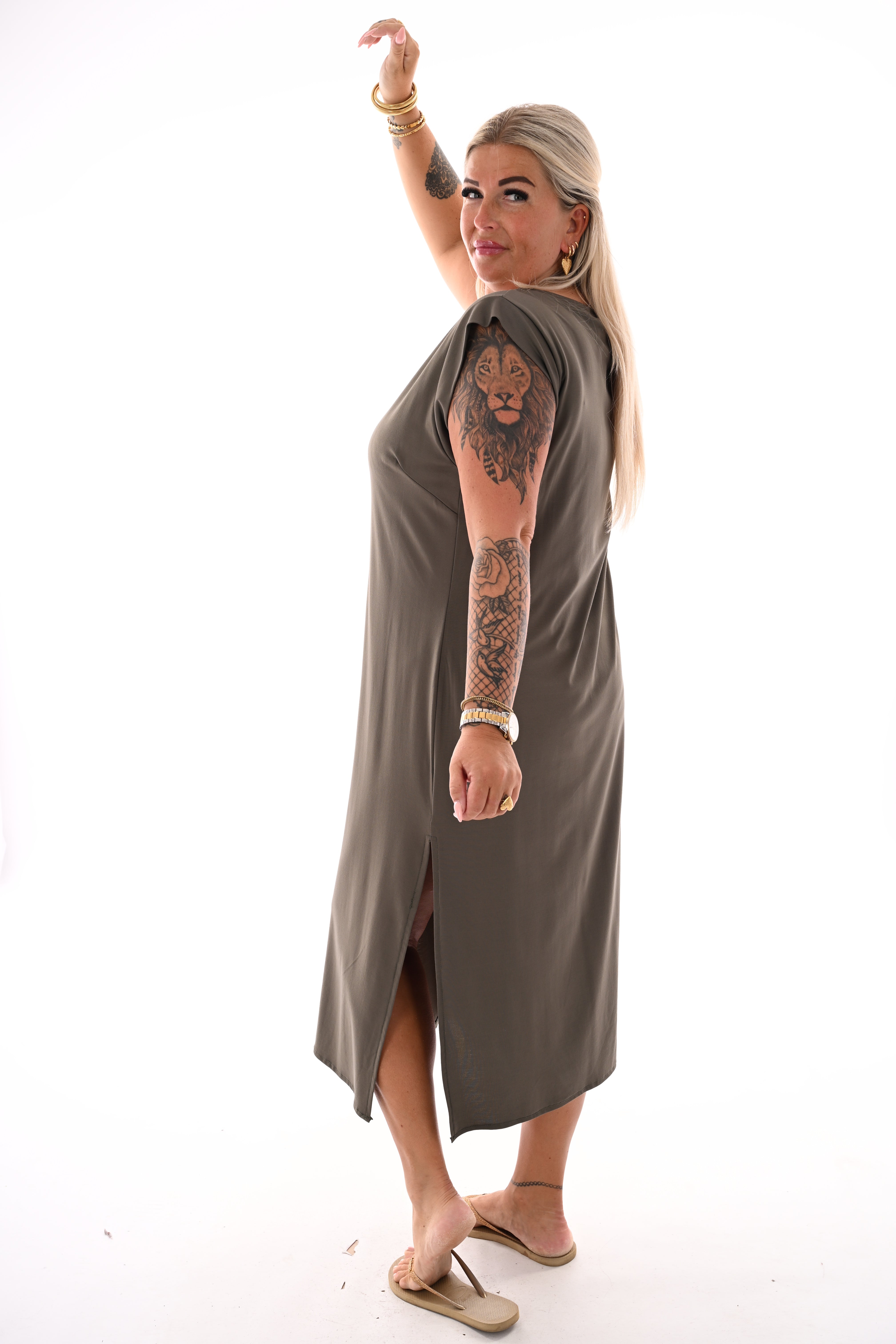 T-shirtdress kapmouwen uni legergroen