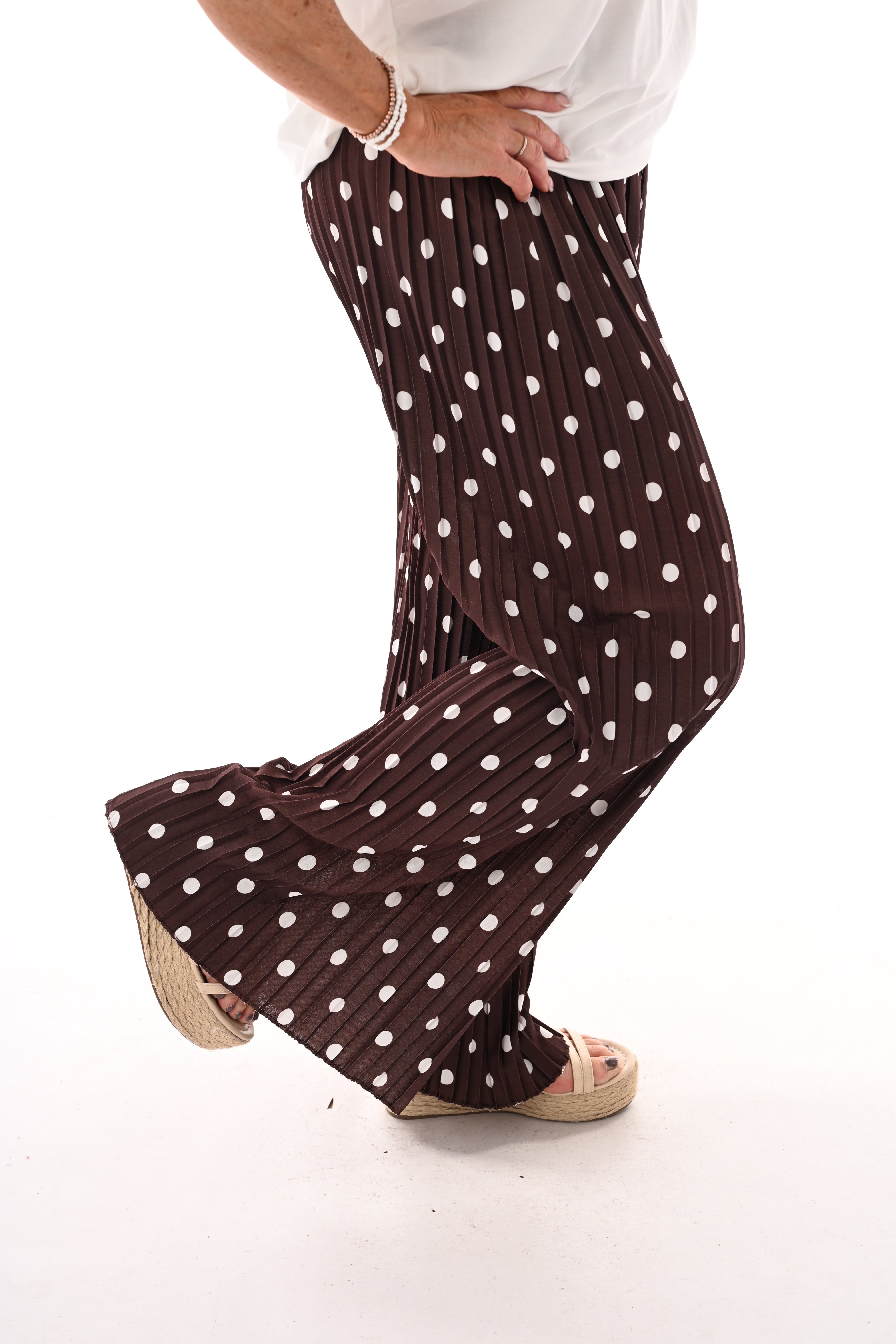 Dots plisse broek donkerbruin