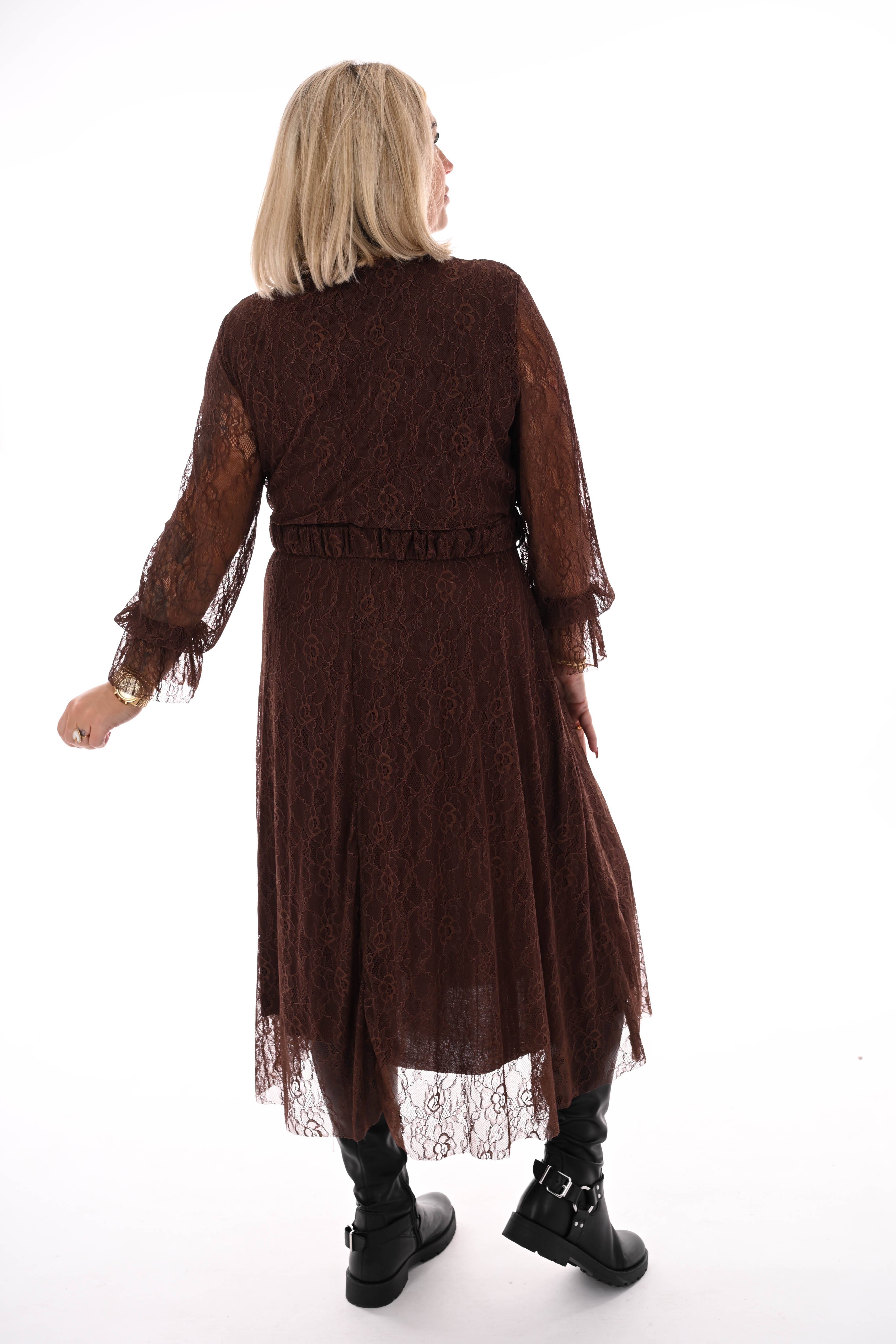 Half lange kanten jurk met riem bruin