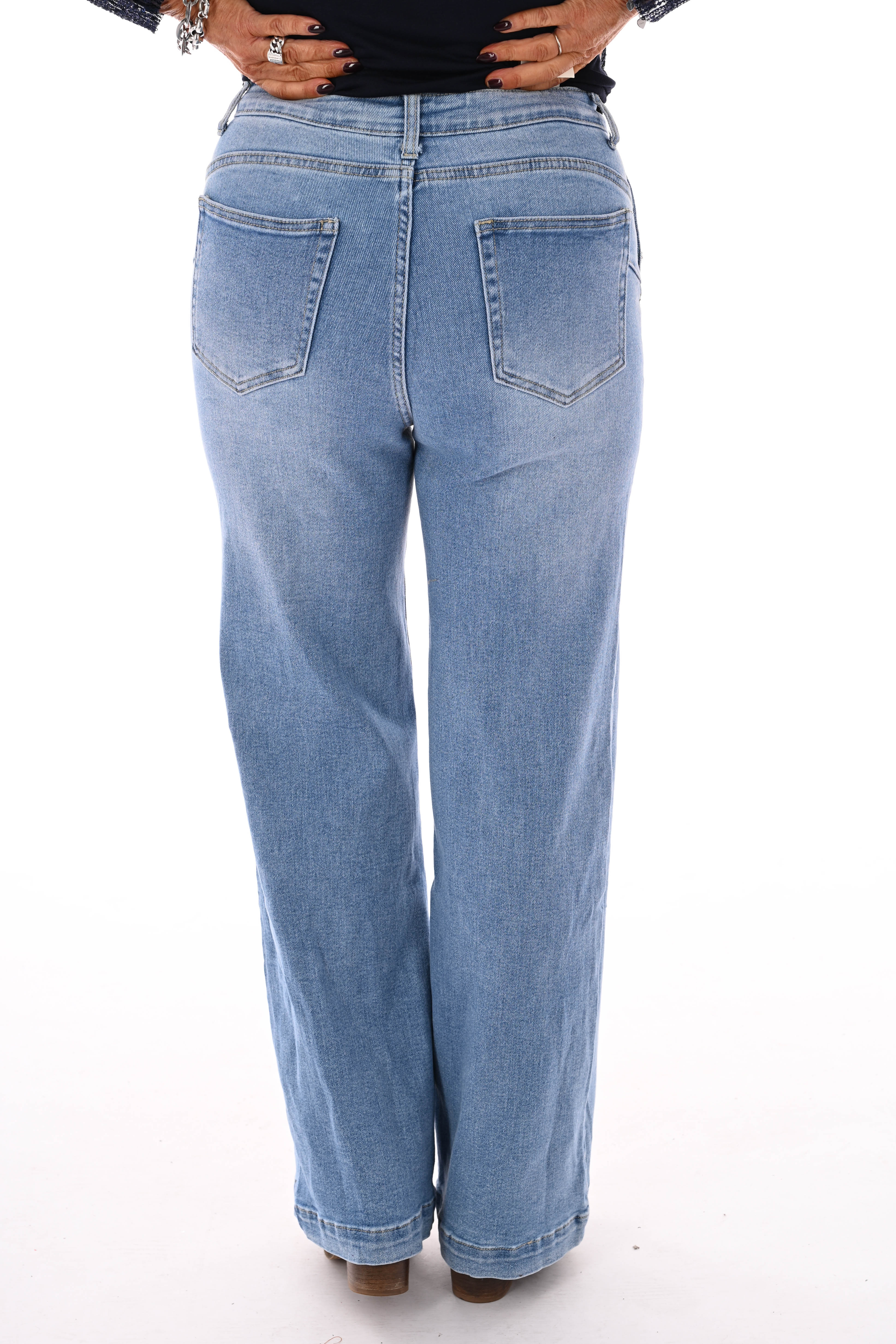 Redberry wide leg met sierknopen lichtblauw