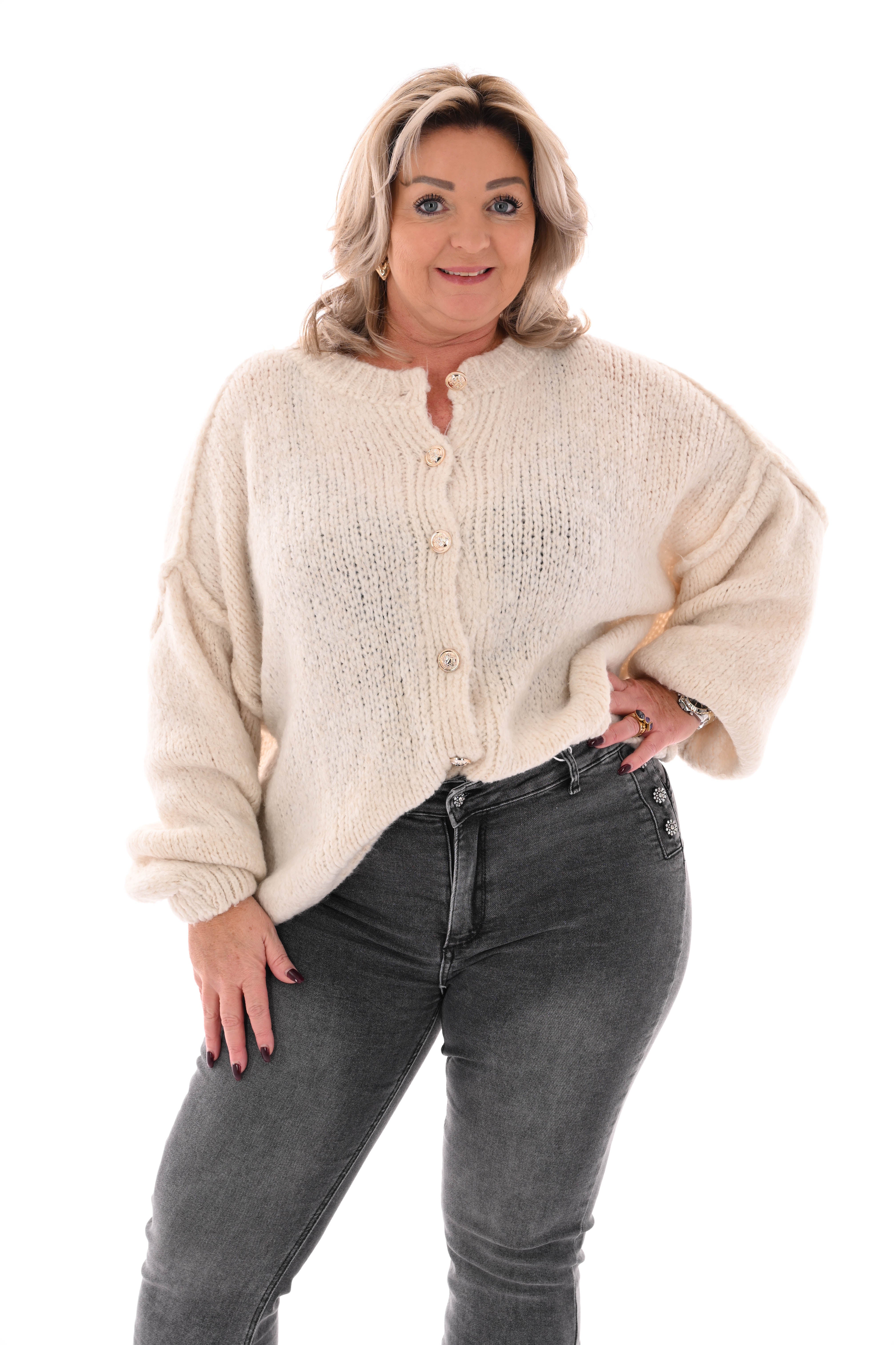 Grof gebreid vest met knopen roomwit