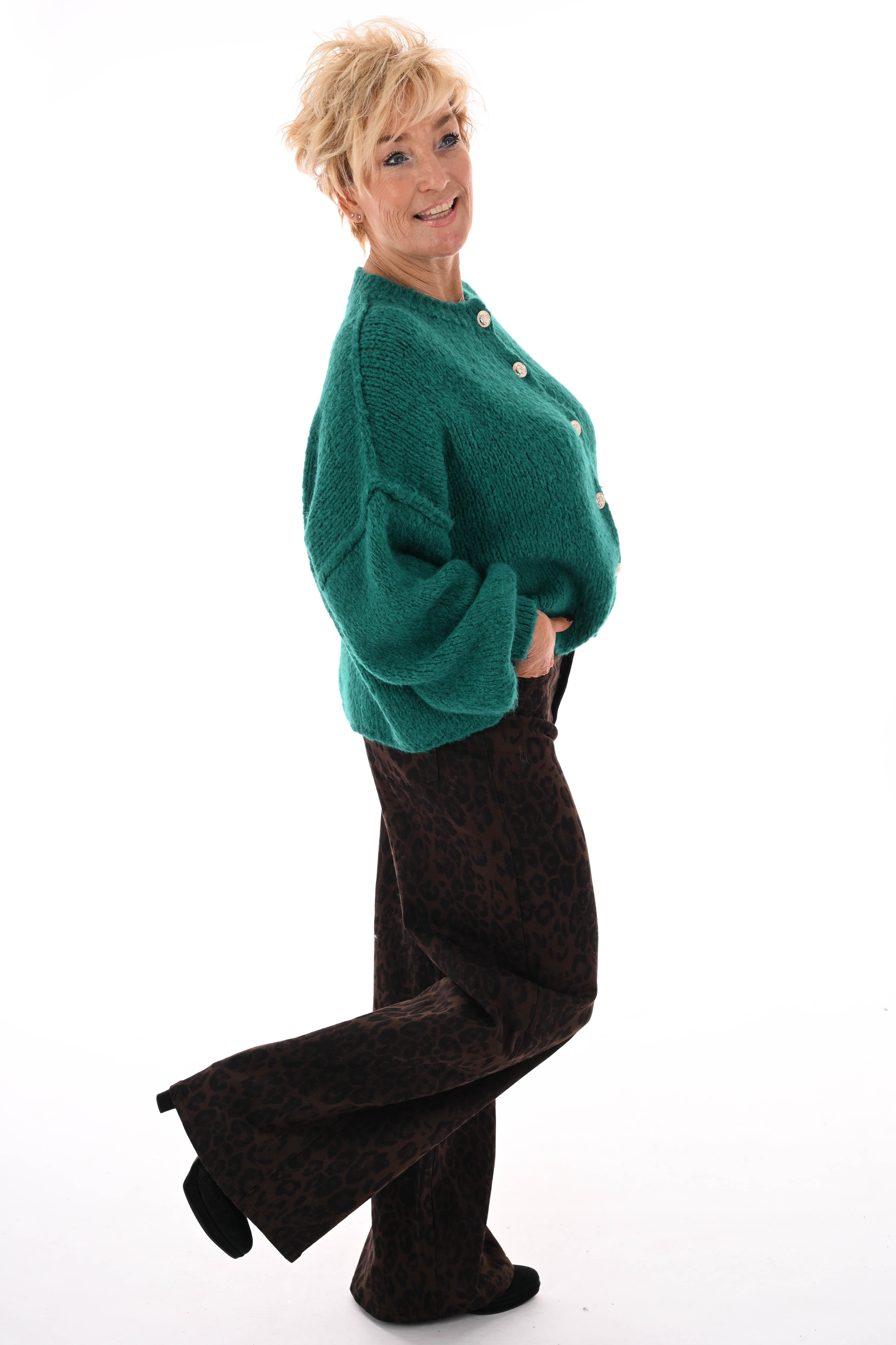 Grof gebreid vest met knopen smaragdgroen