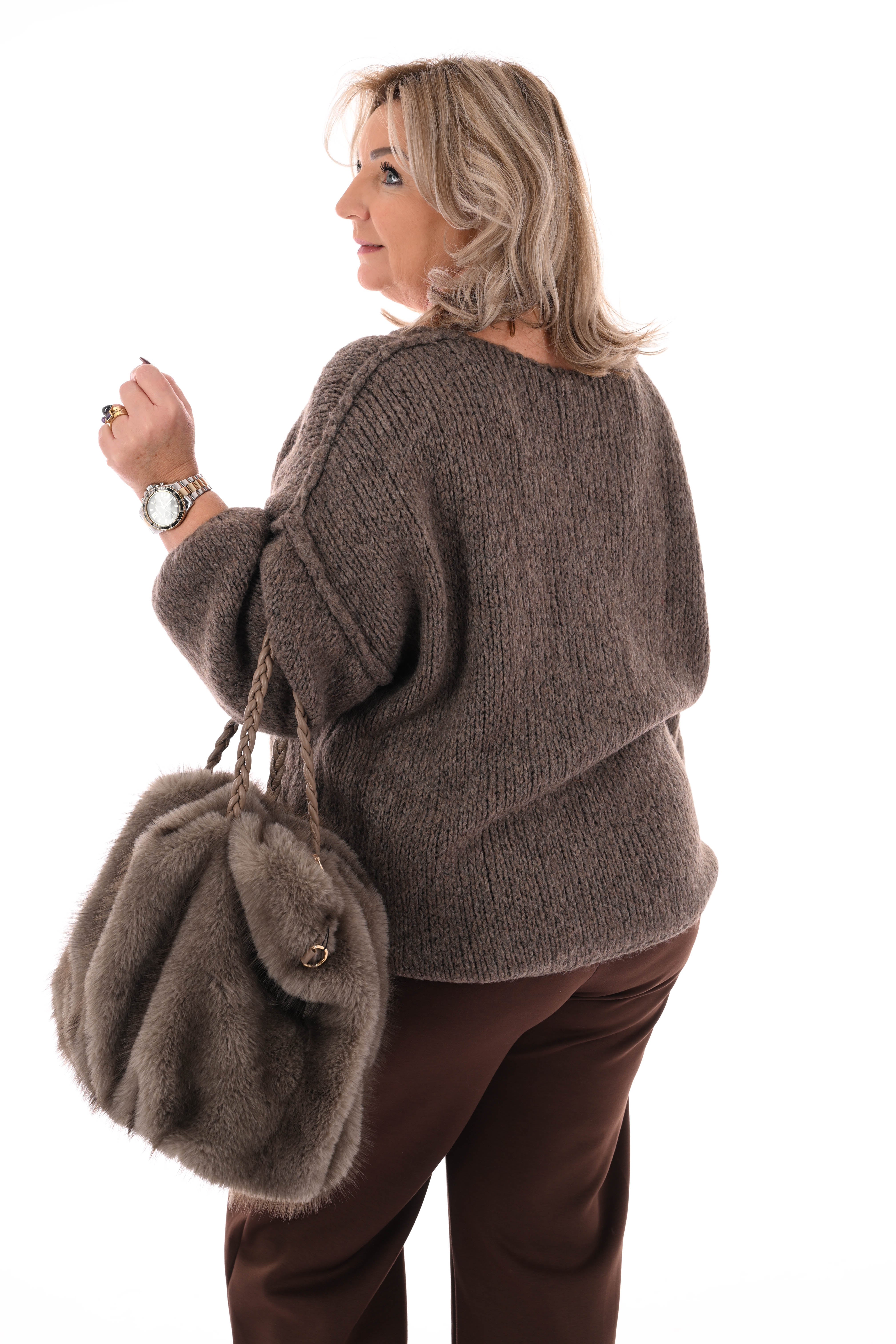 Grof gebreide trui v-hals taupe