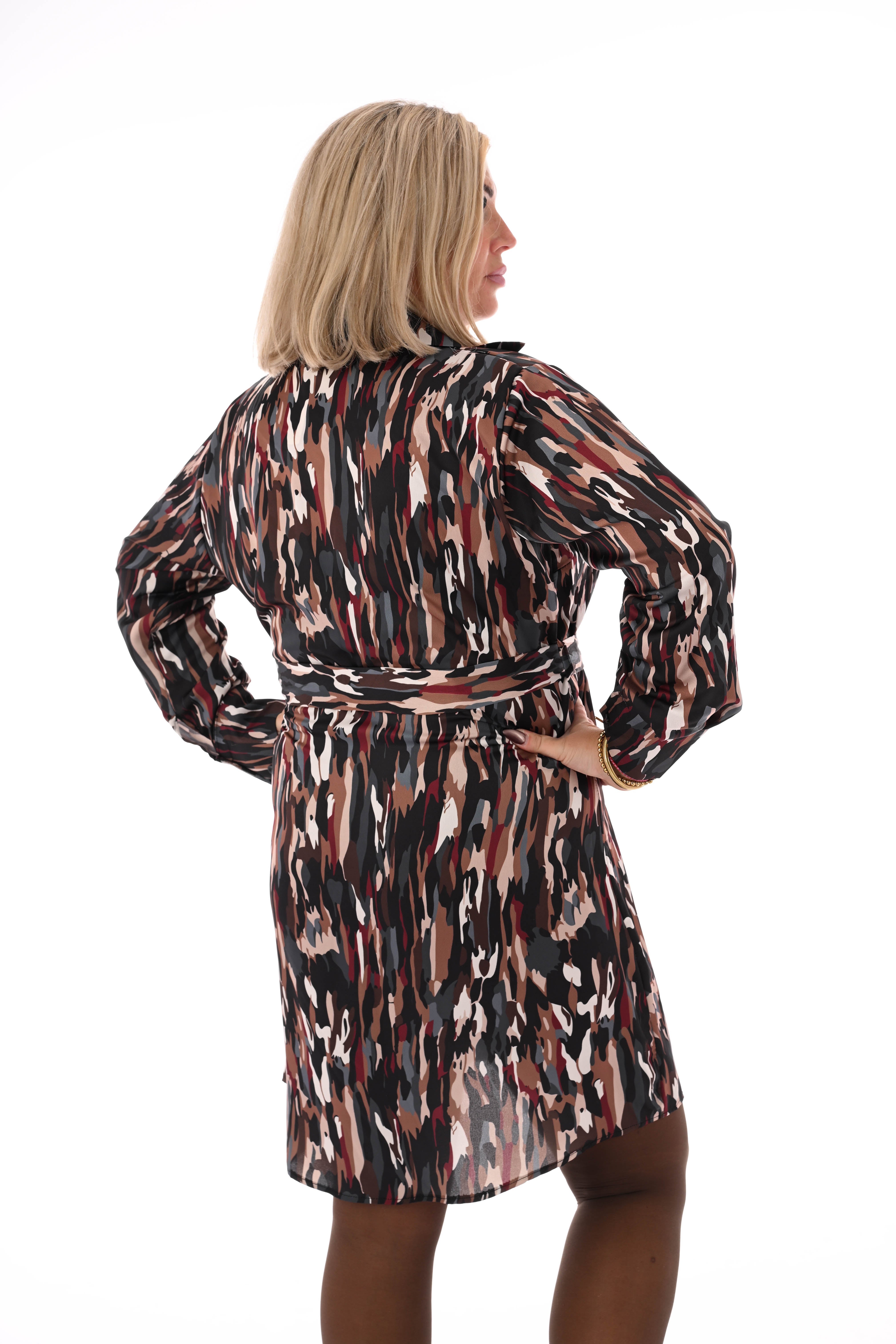 Doorknoop jurk vlekken zwart