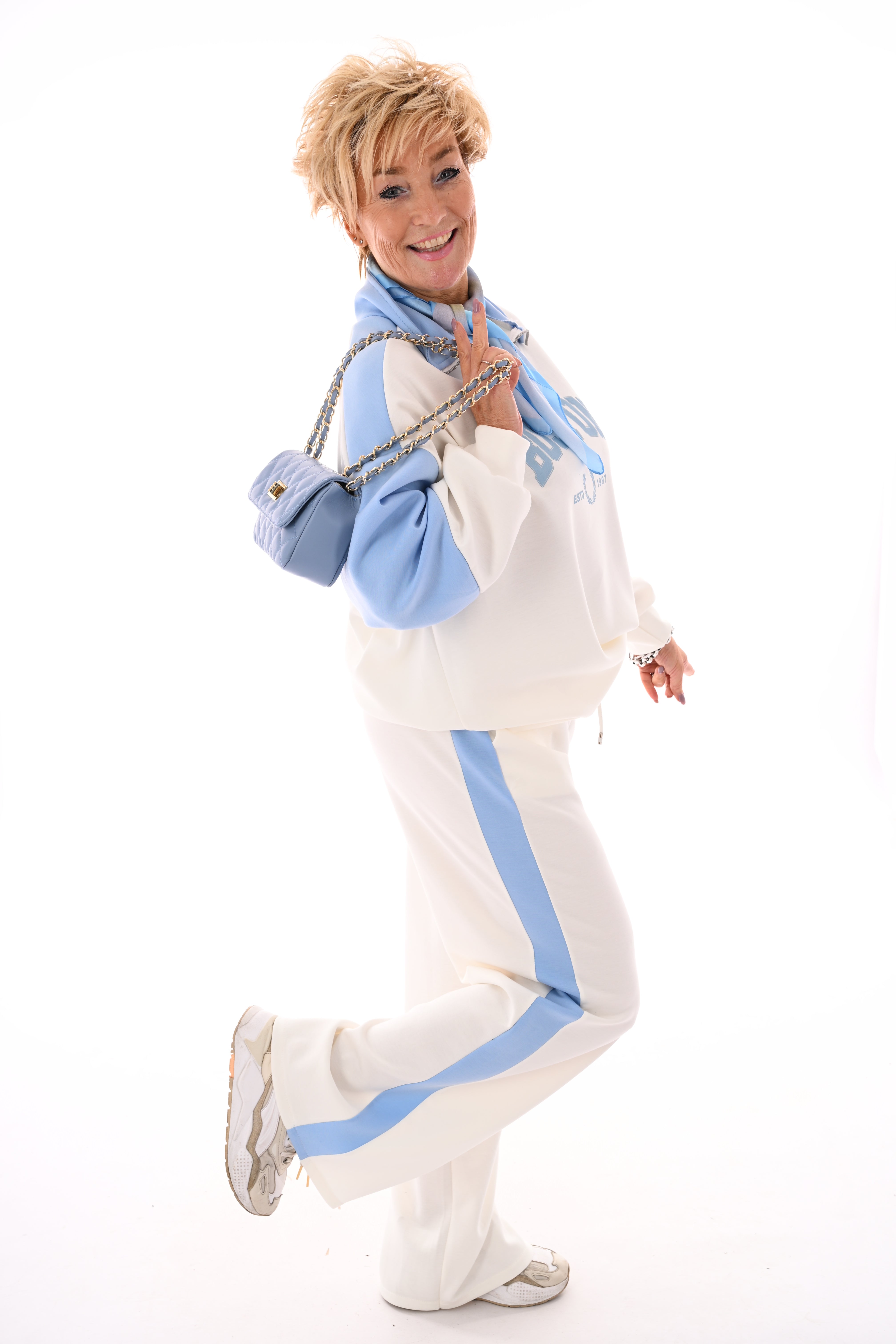 Tweedelig pak Boston lichtblauw/roomwit