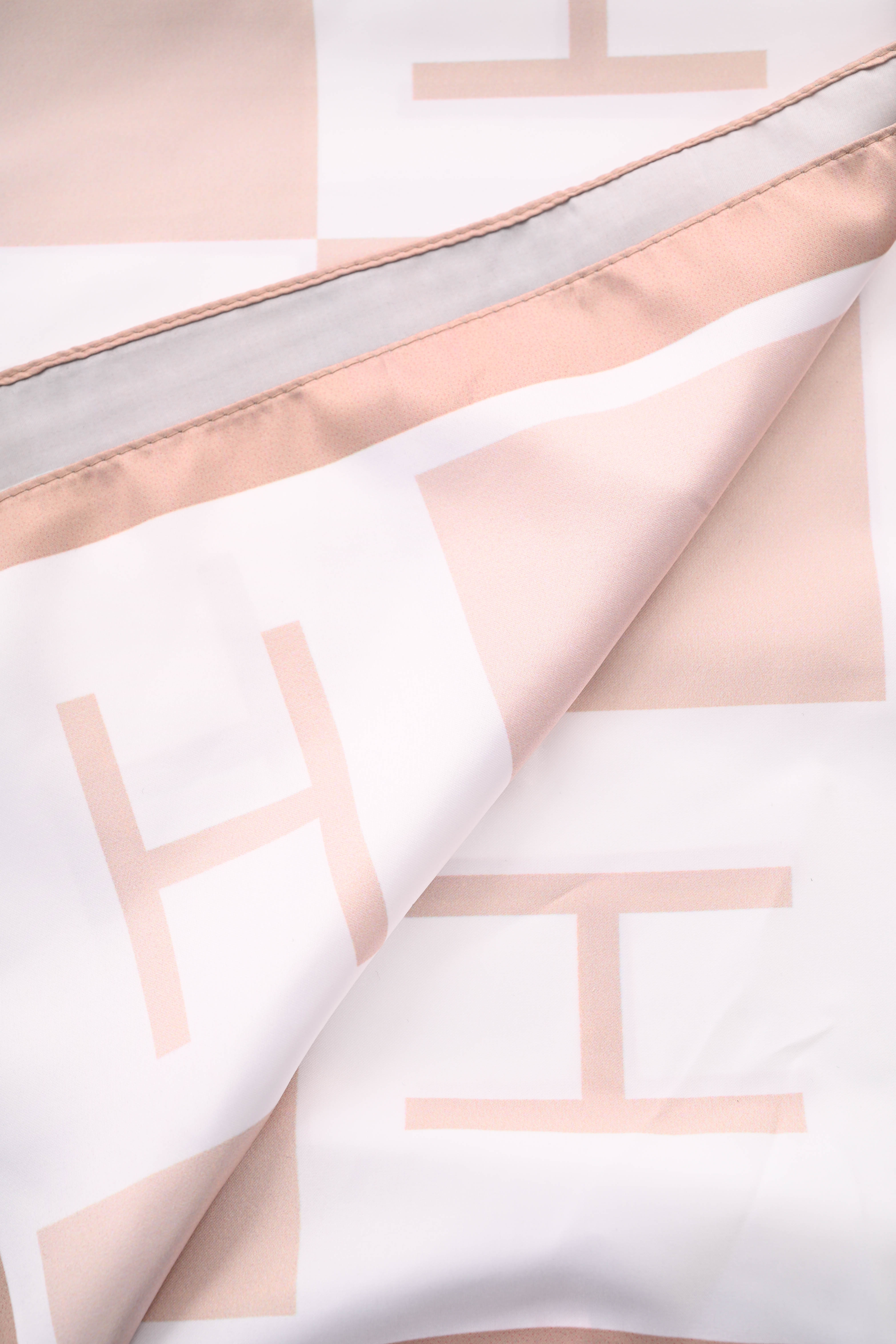 Kort sjaaltje squares beige