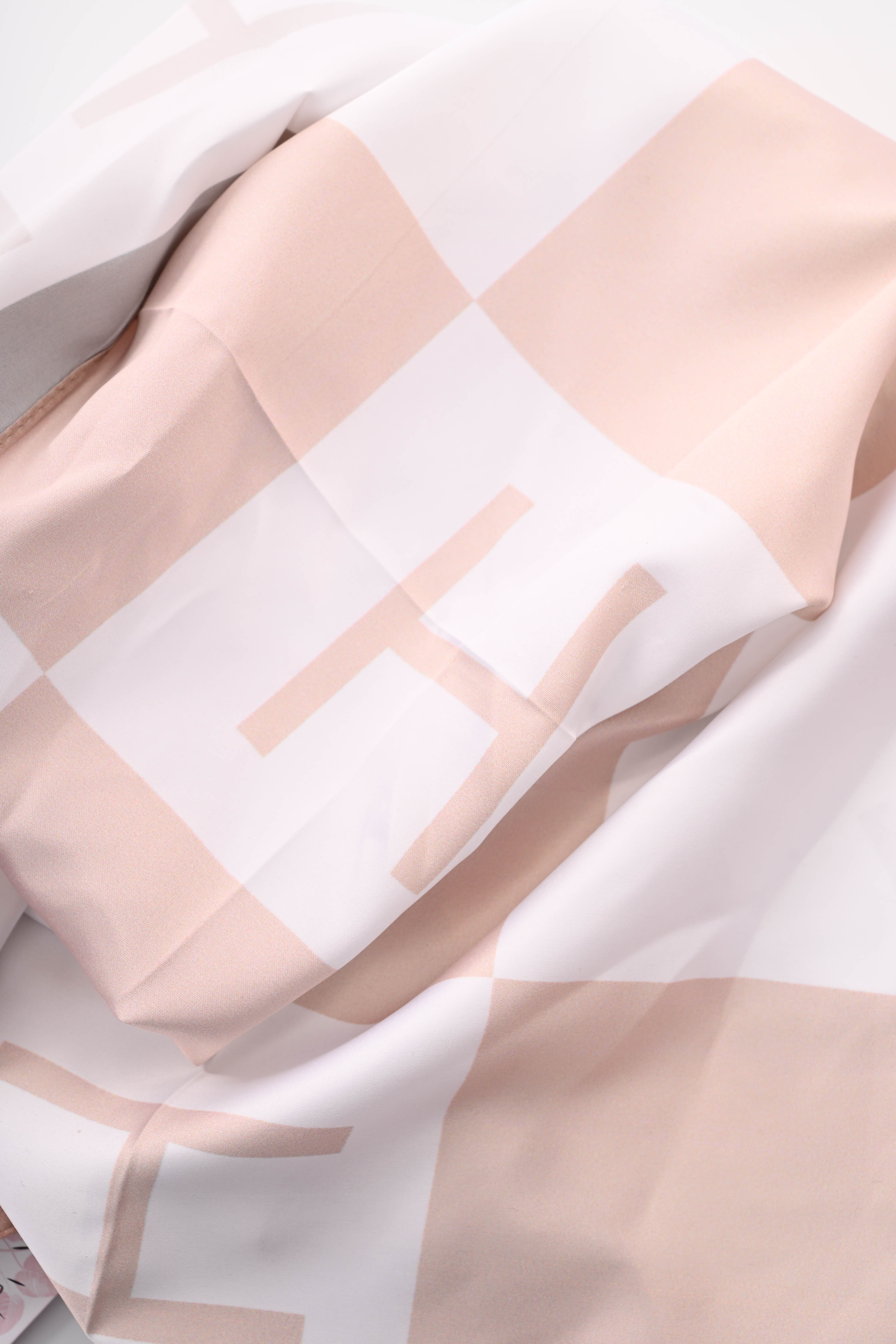 Kort sjaaltje squares beige