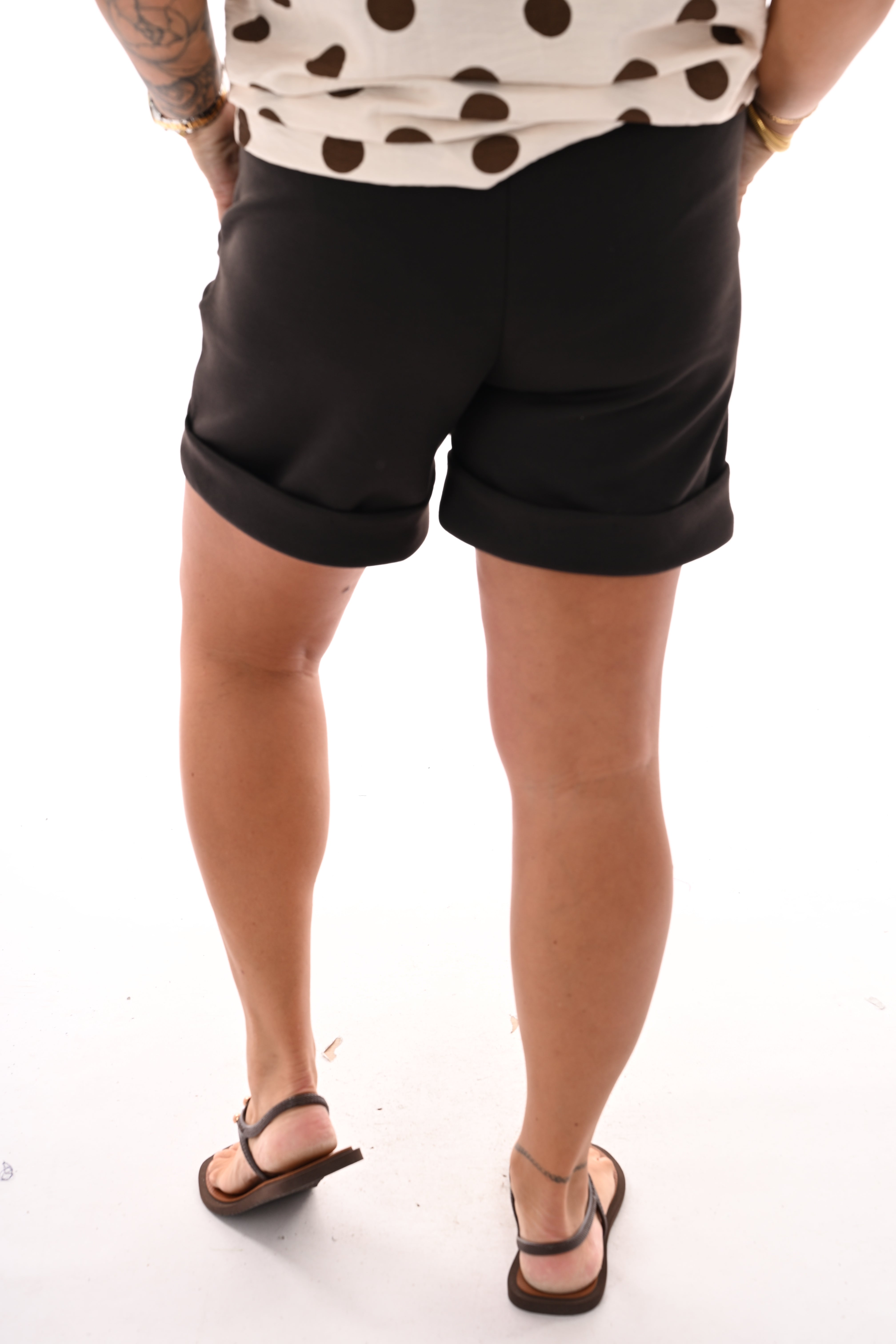 Sweatshort met omgeslagen zoom donkerbruin