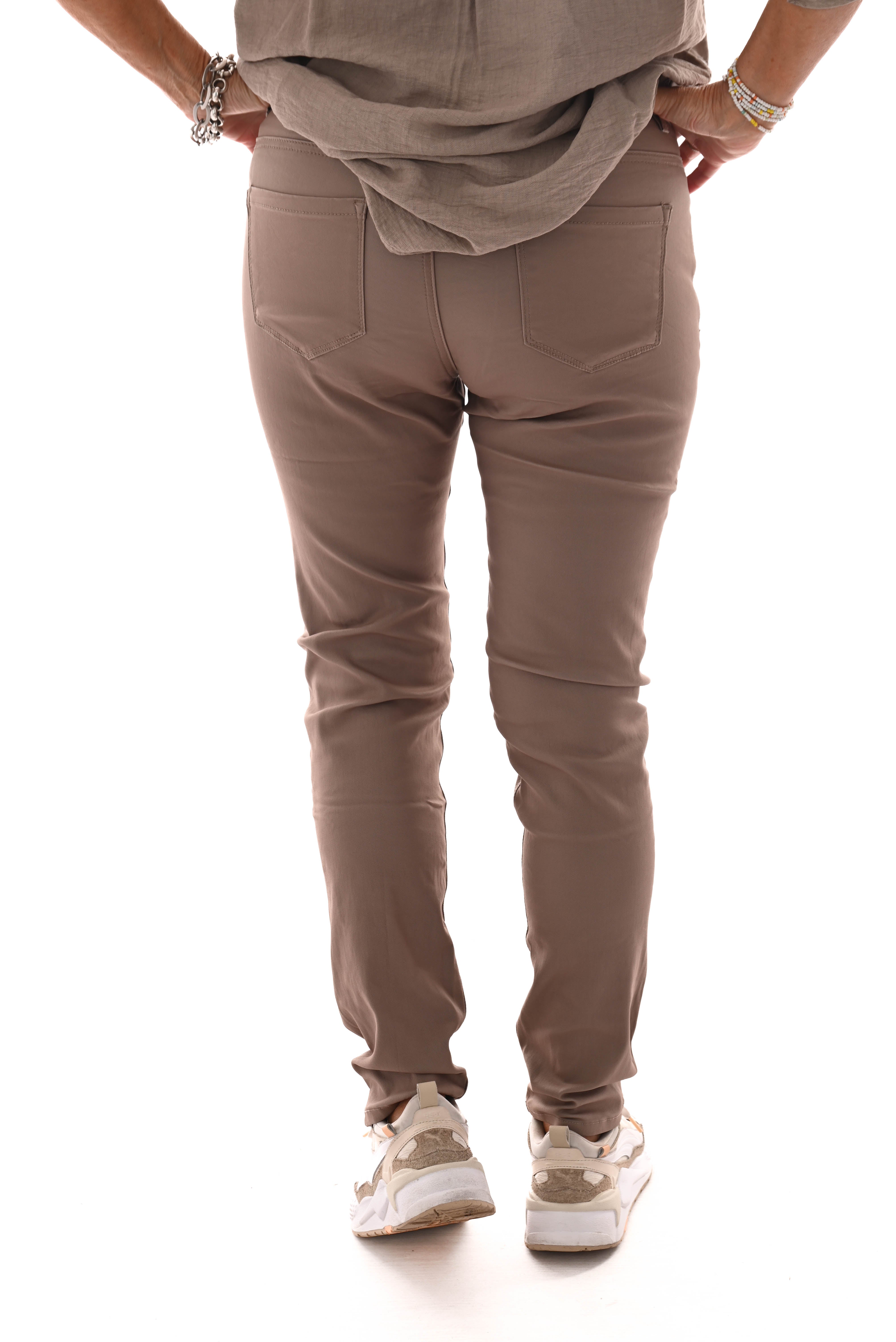 Norfy coated taupe