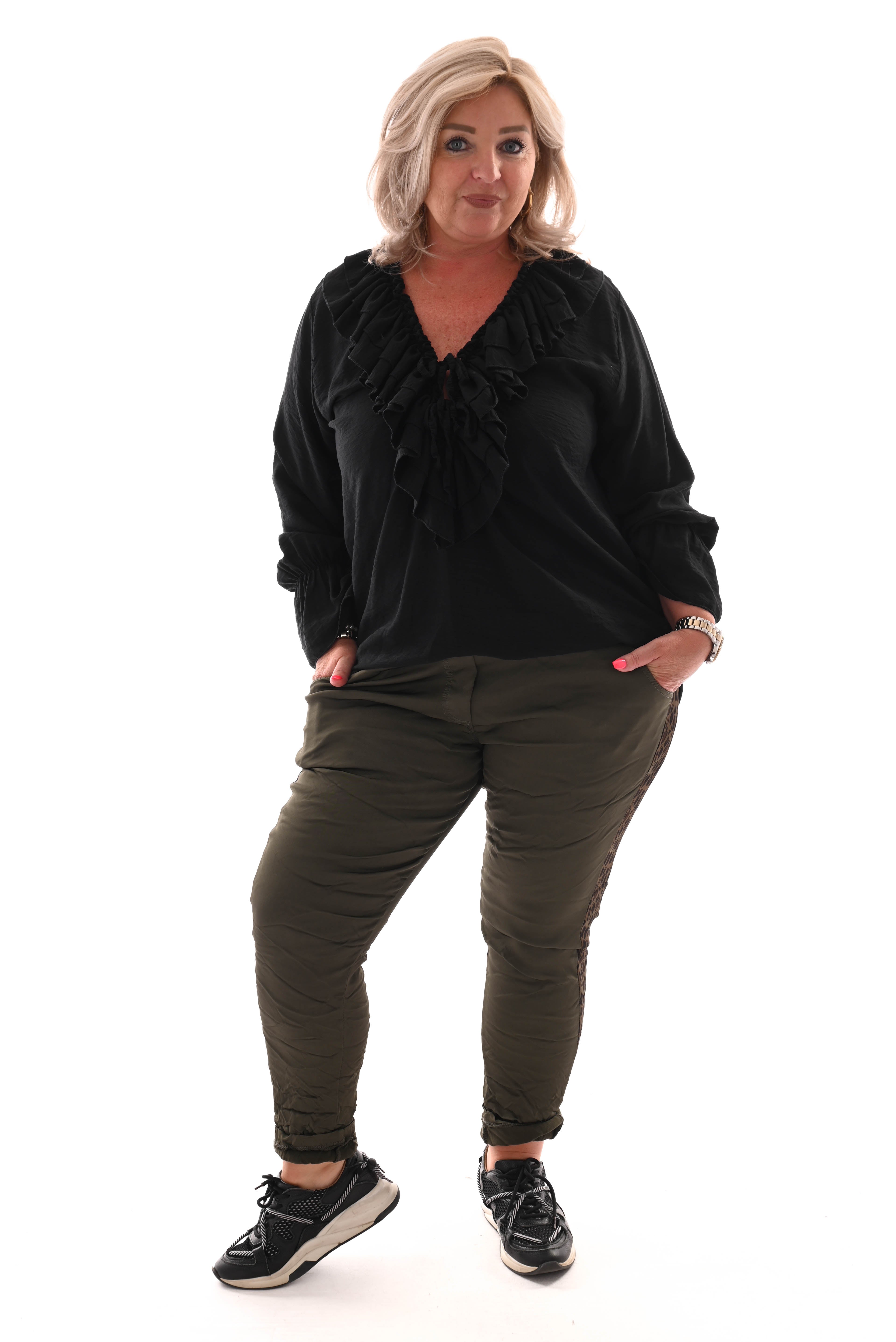 Silky stretchbroek panterbies legergroen
