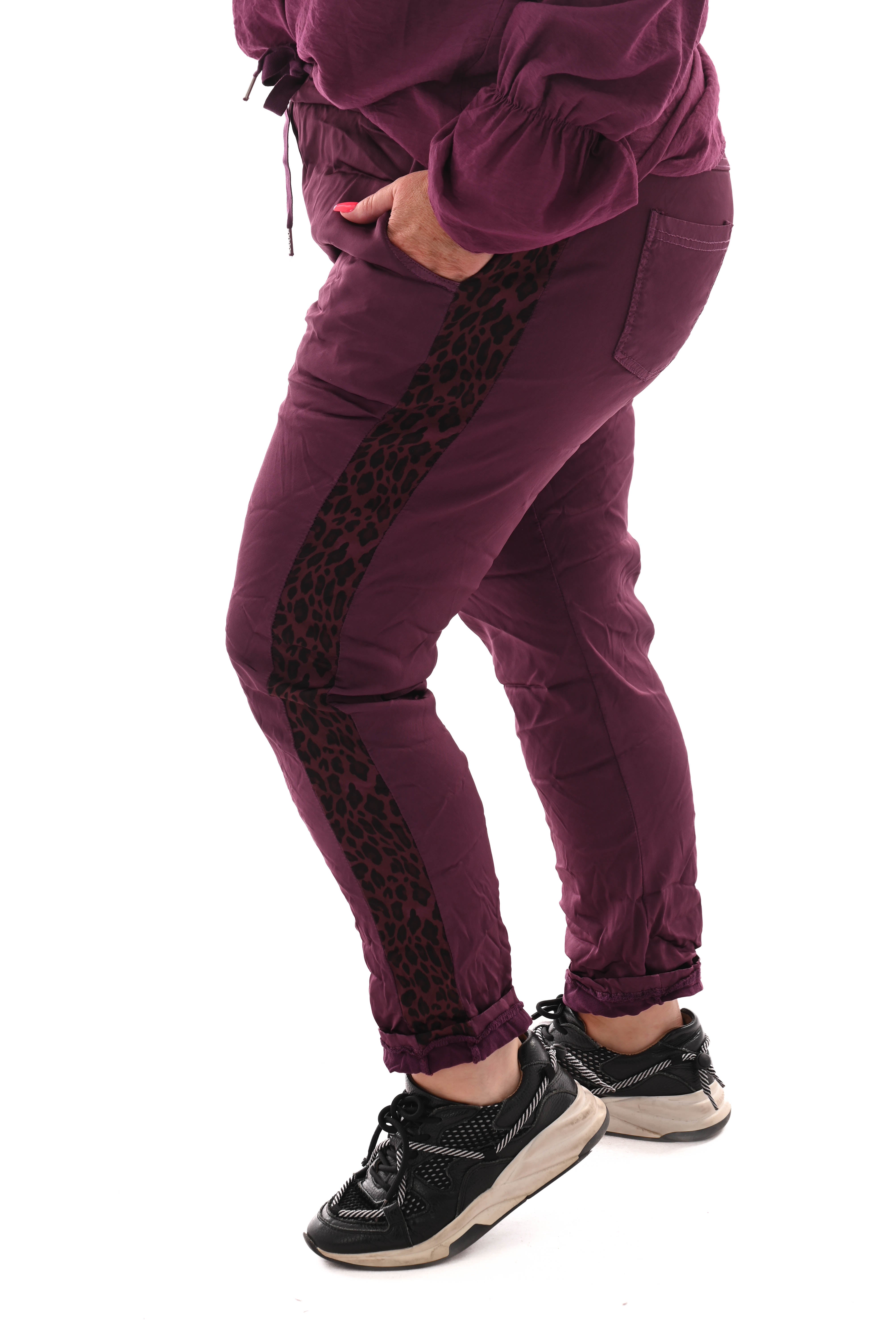 Silky stretchbroek panterbies paars