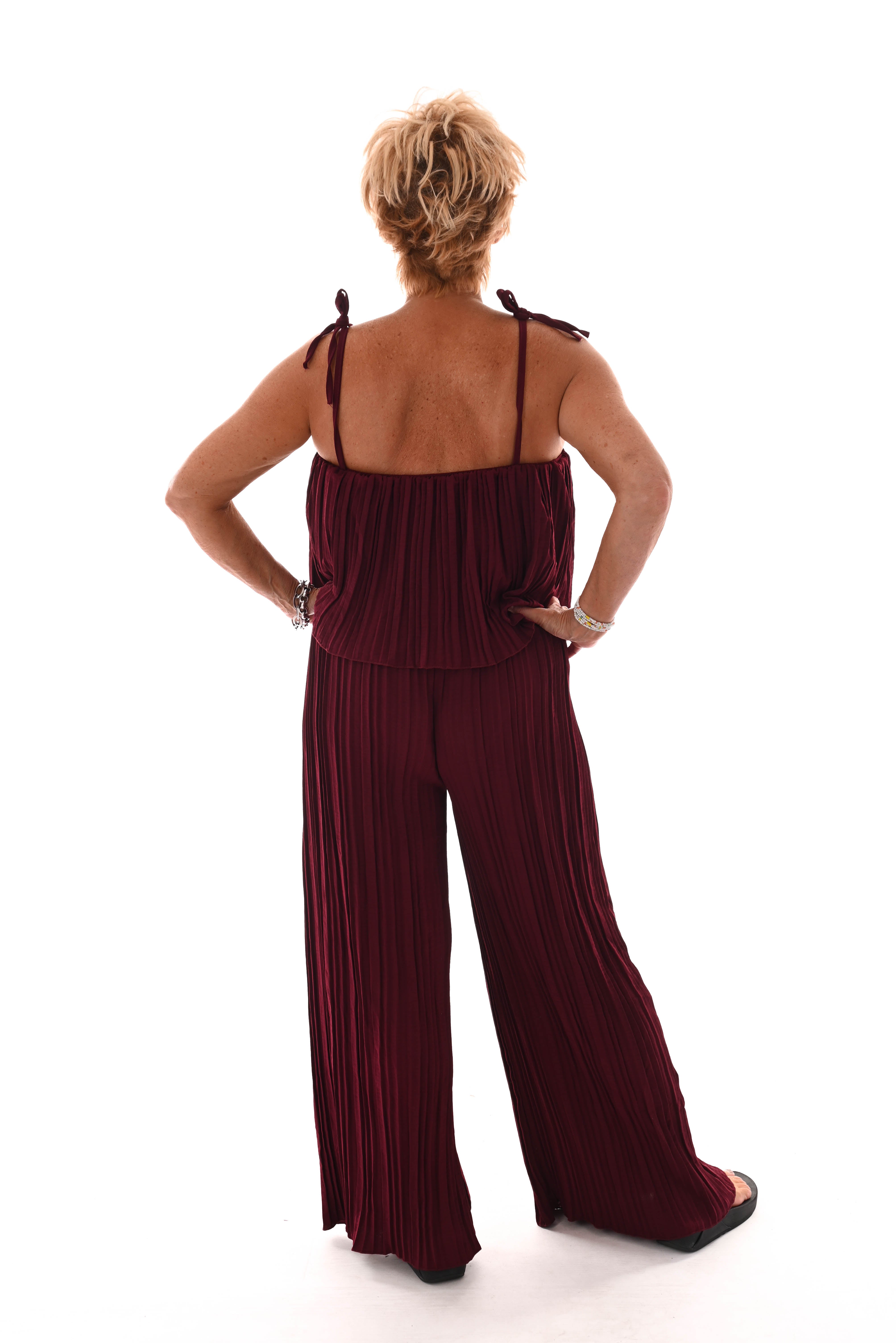 Jumpsuit mouwloos plisse bordeaux