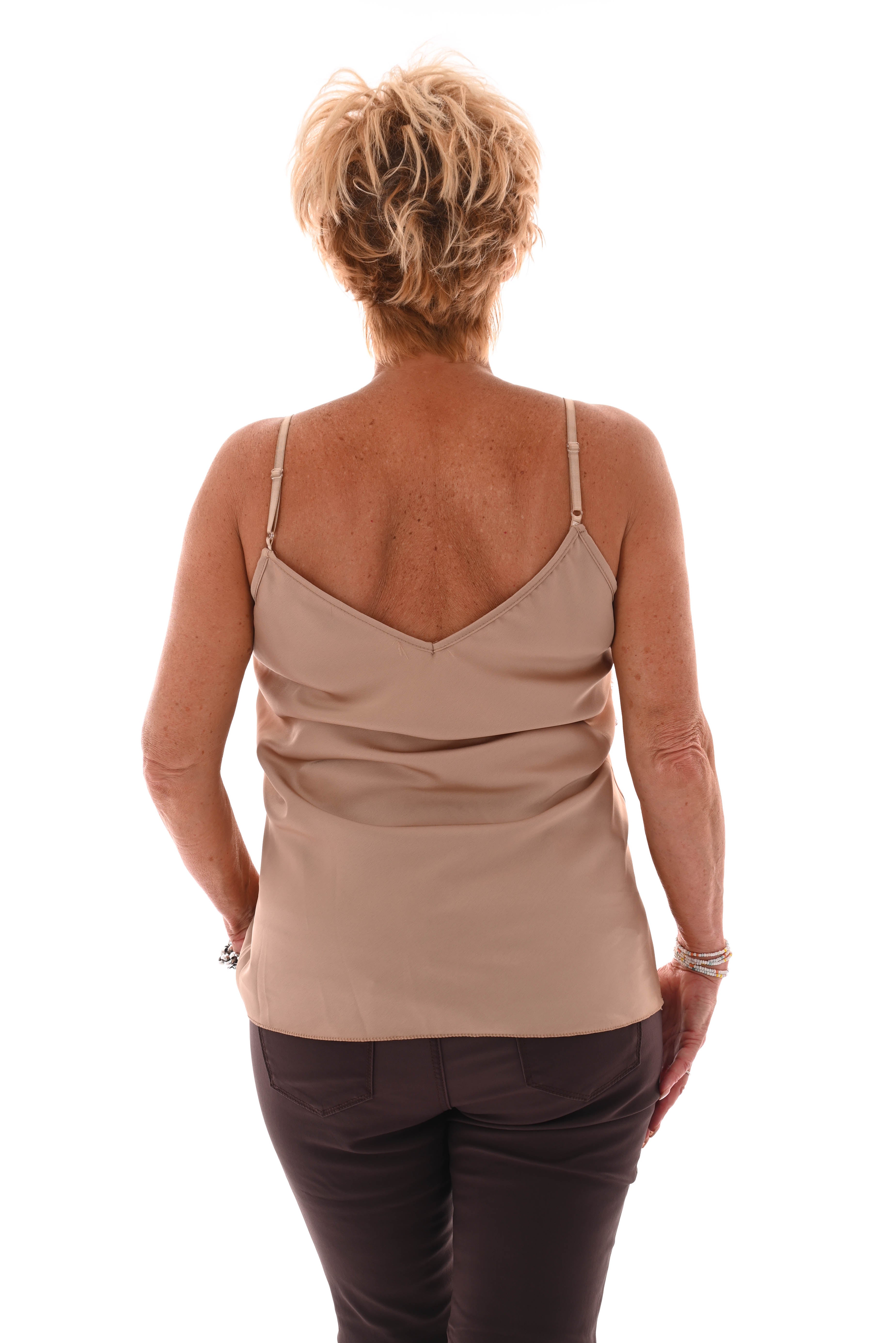 Silky hemdje kant beige