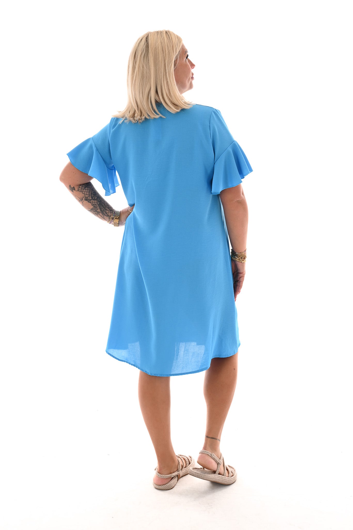 Jurk v-hals roezelmouwen uni blauw
