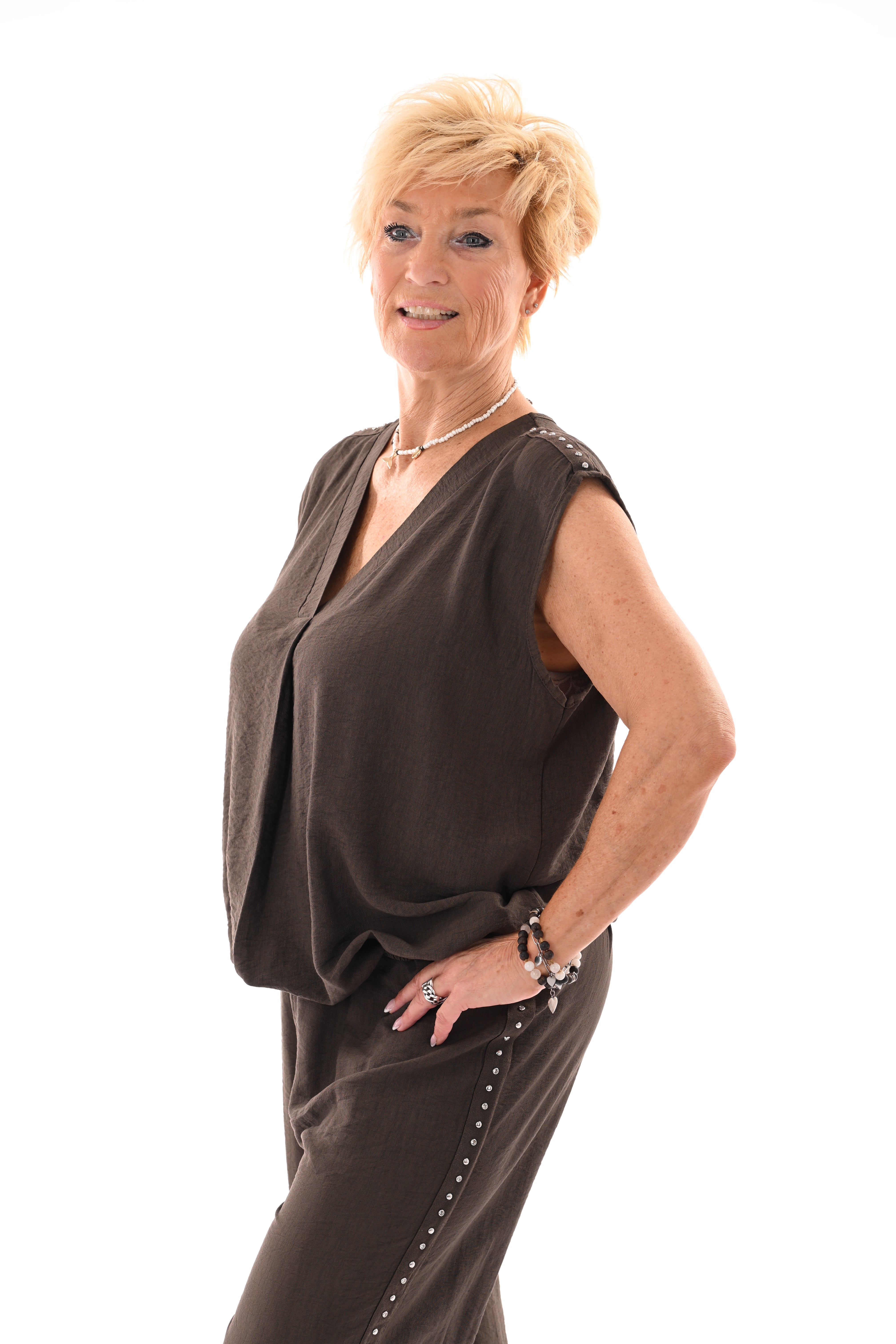 Tweedelig set korte pof top met studs donkerbruin