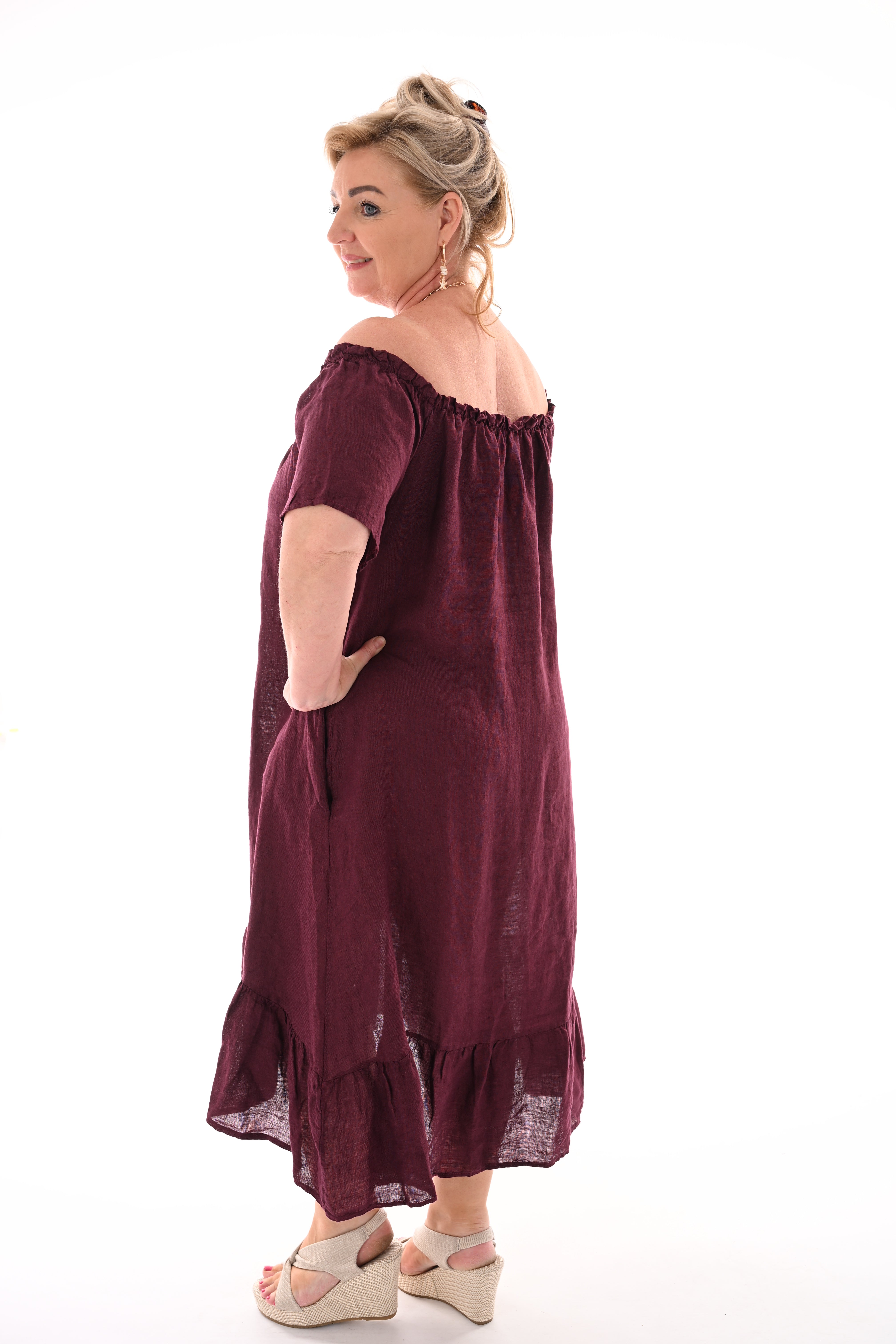 Jurk gesmockte randen korte mouwen uni aubergine