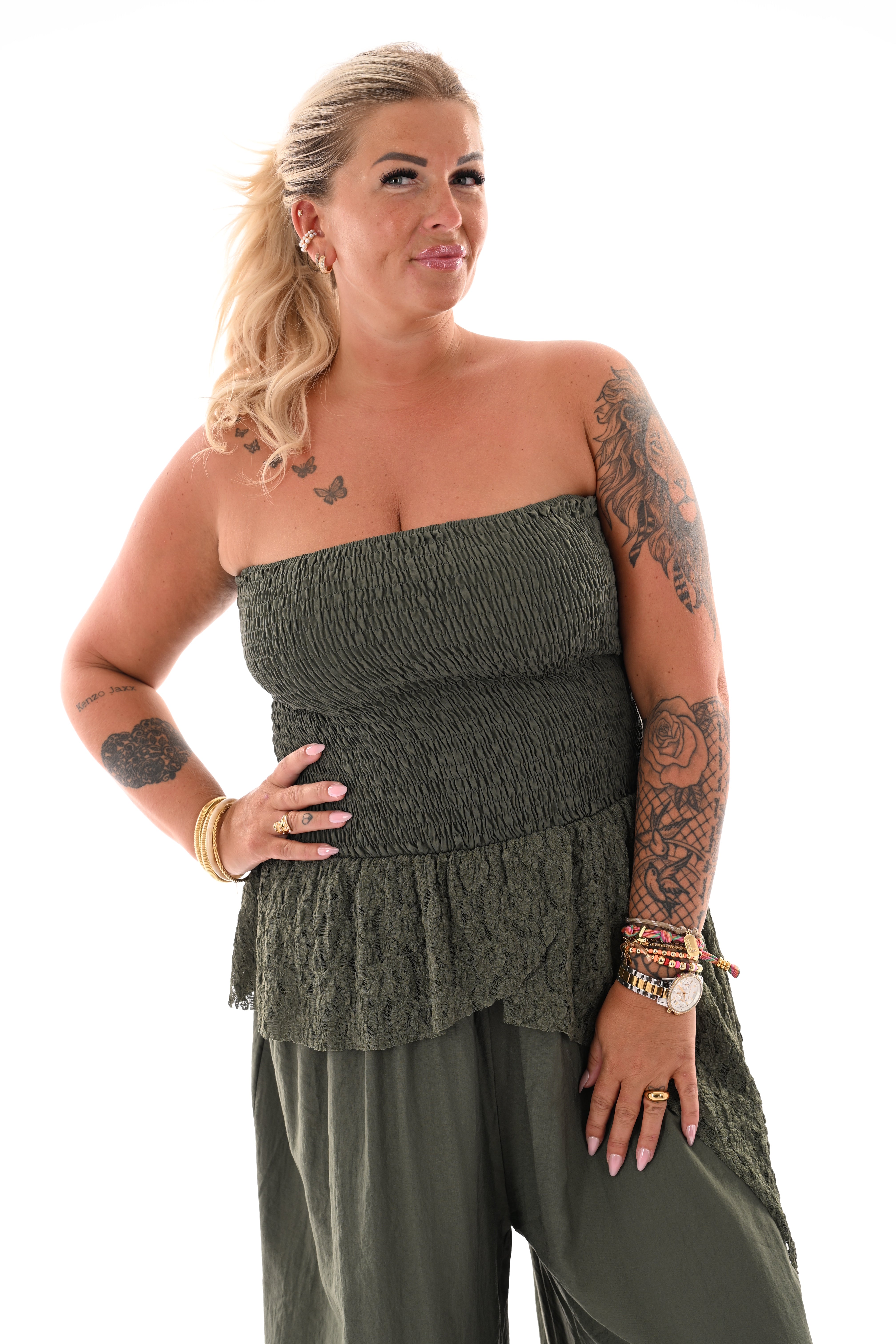 Off-shoulder jumpsuit kanten detail legergroen