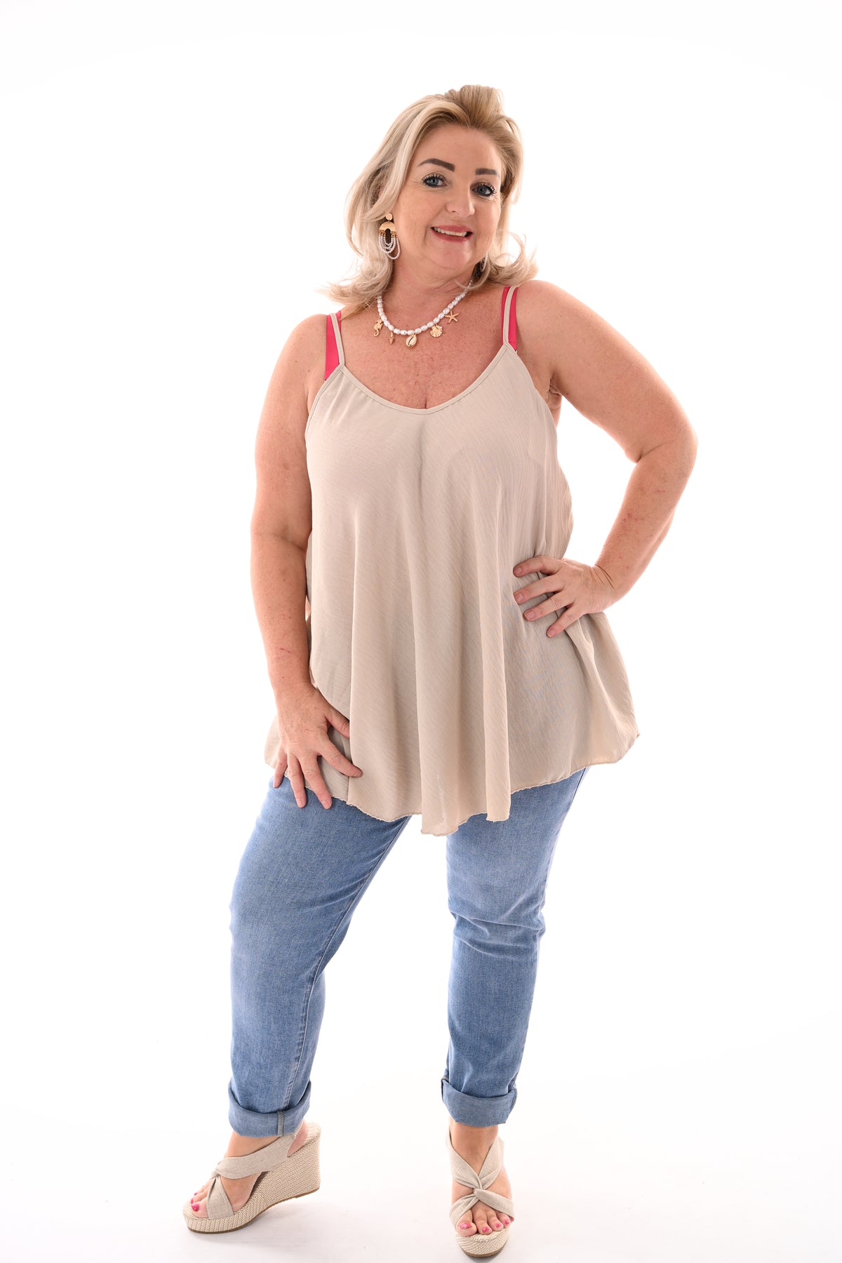 Basic hemdje v-hals beige