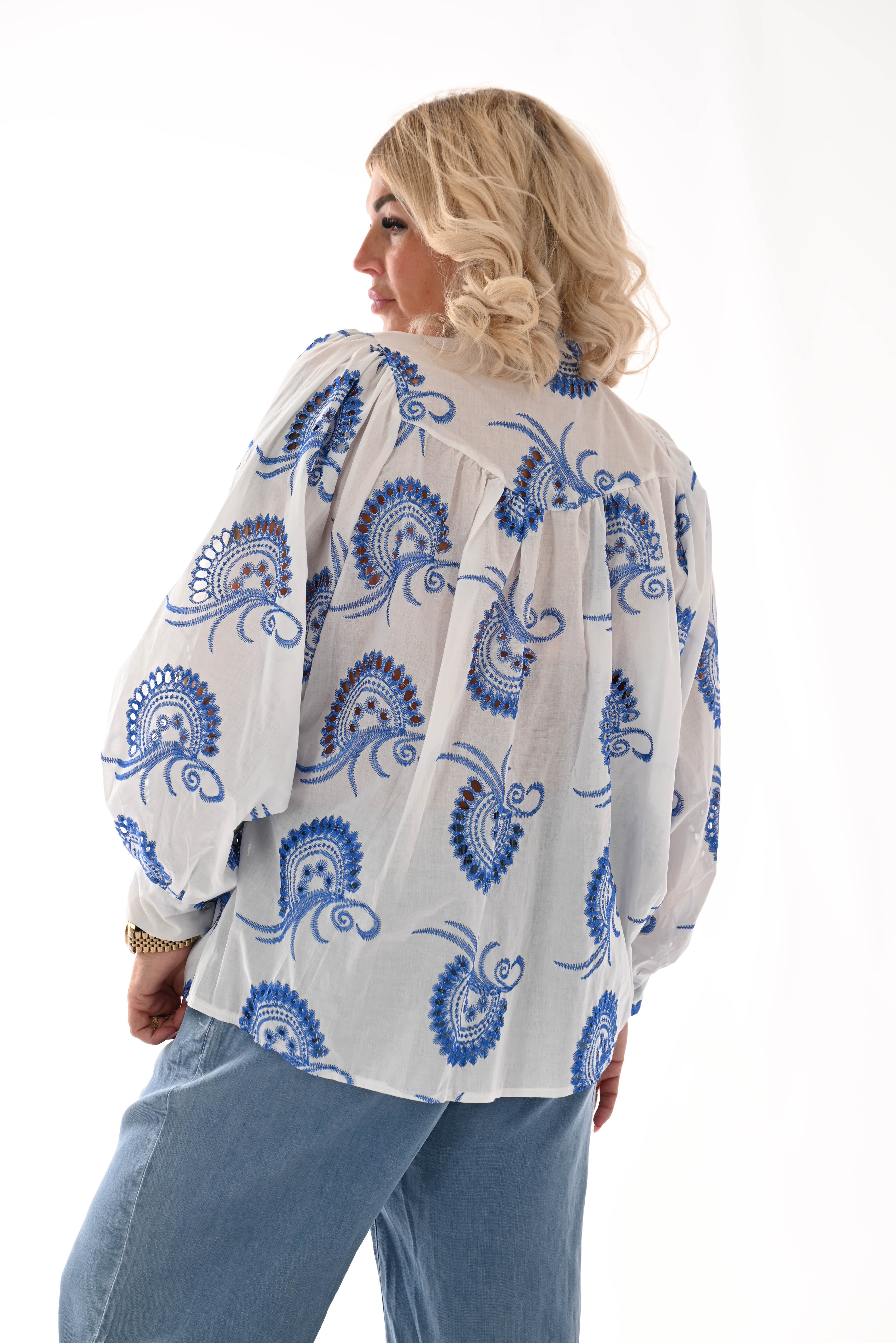 Blouse paisley wit/kobaltblauw