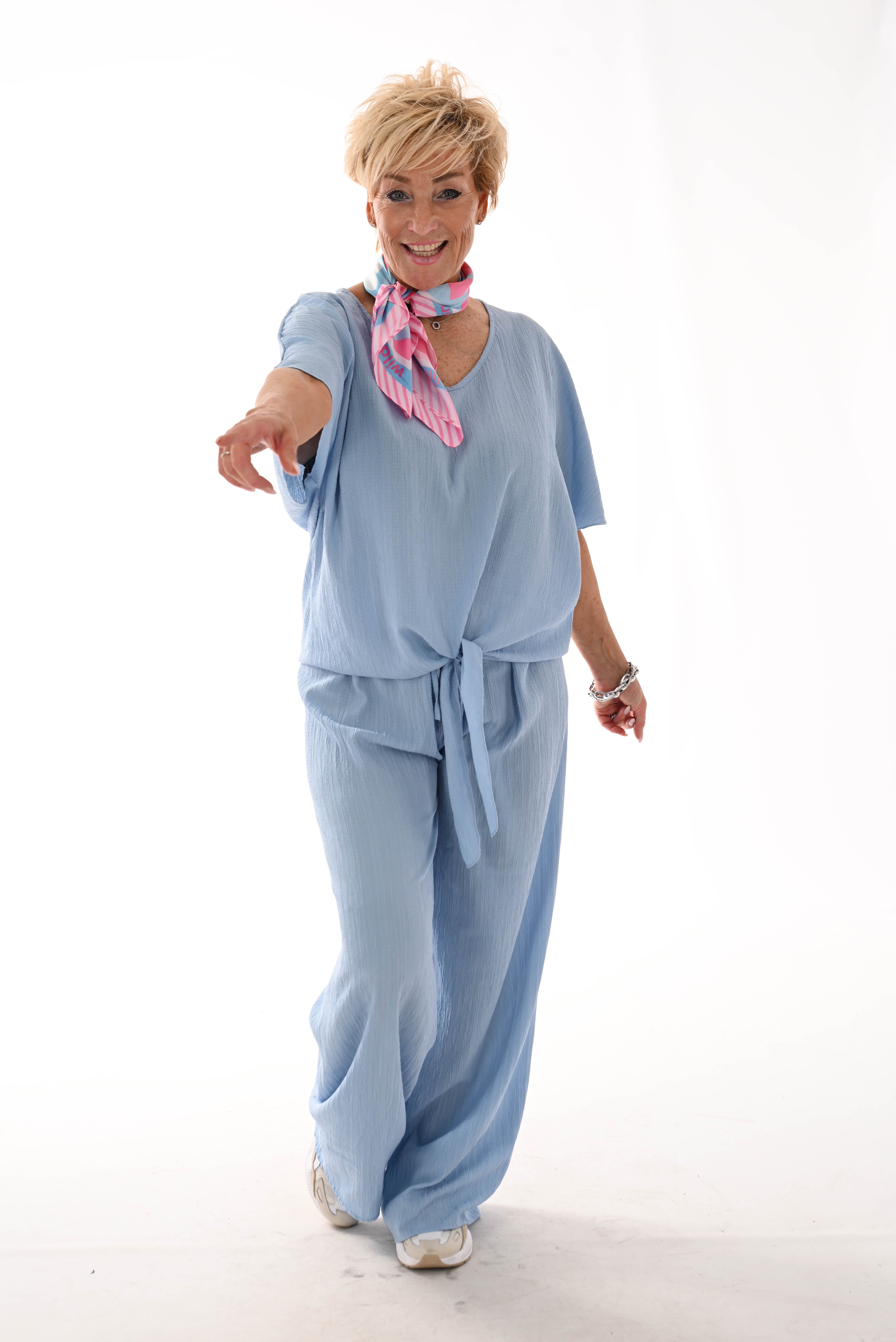Tweedelig set knoopdetail blauw