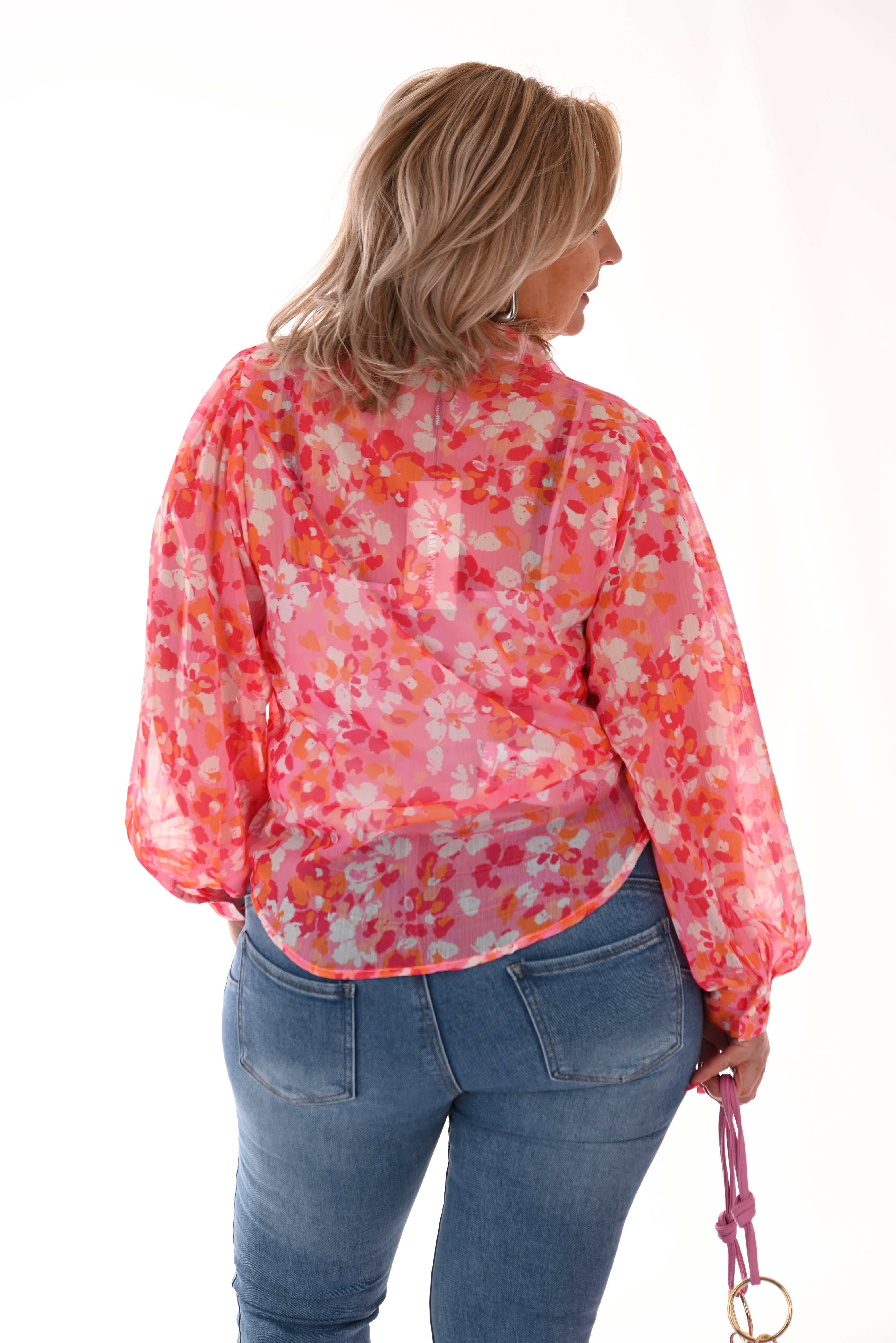 Doorzichtige blouse bloemetjes lichtroze