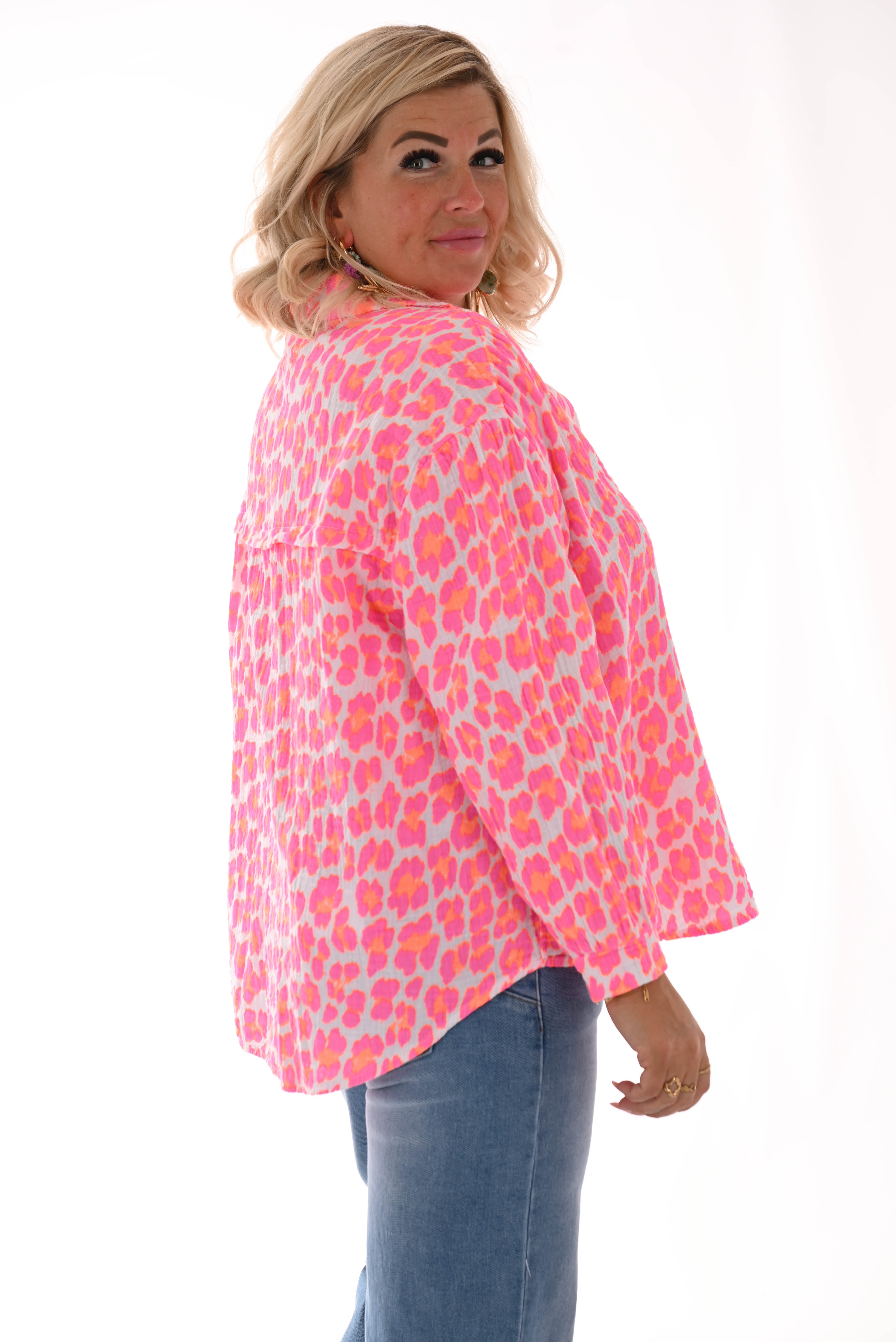 Korte blouse panterprint wit/felroze/oranje