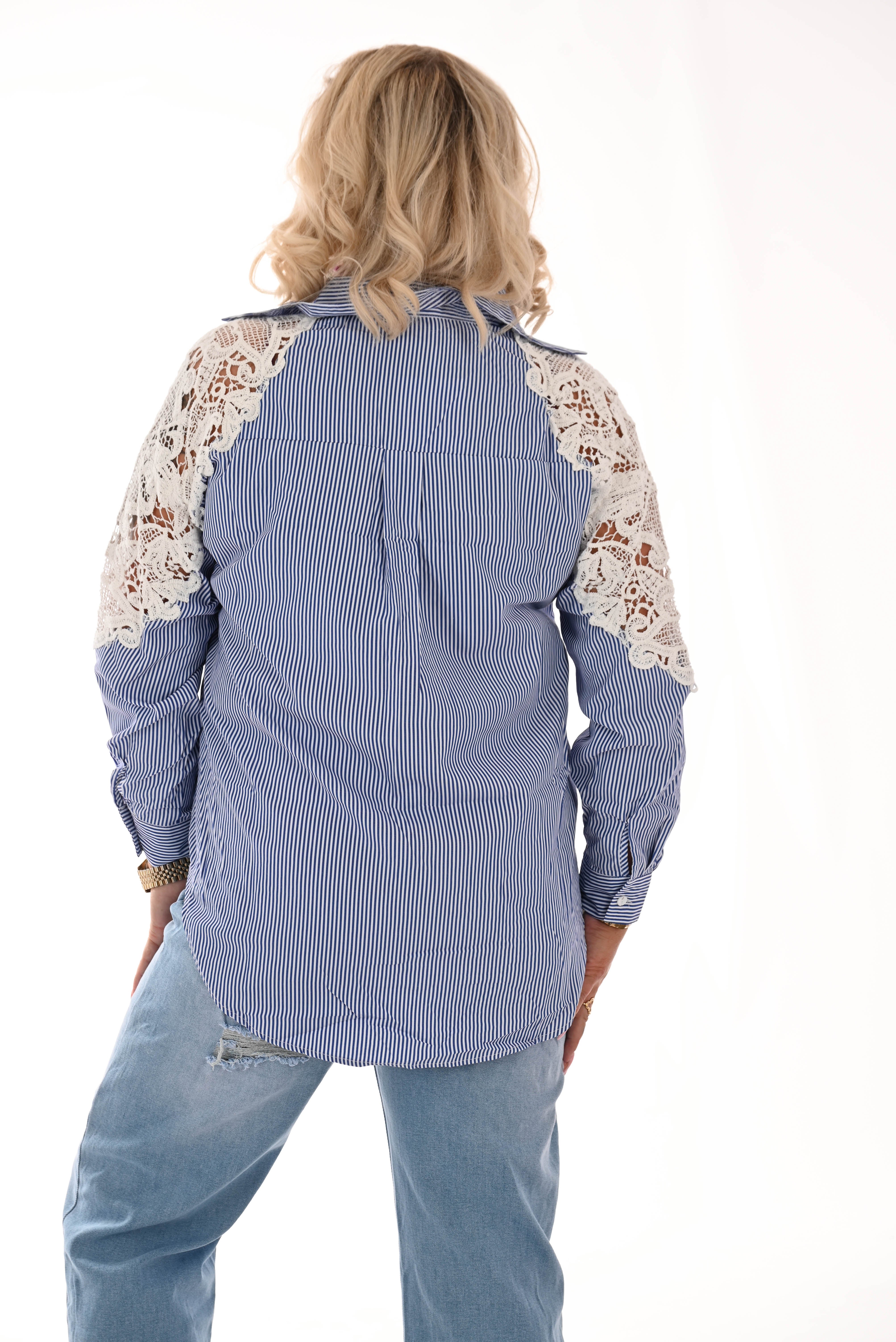Gestreepte blouse kanten schouder blauw