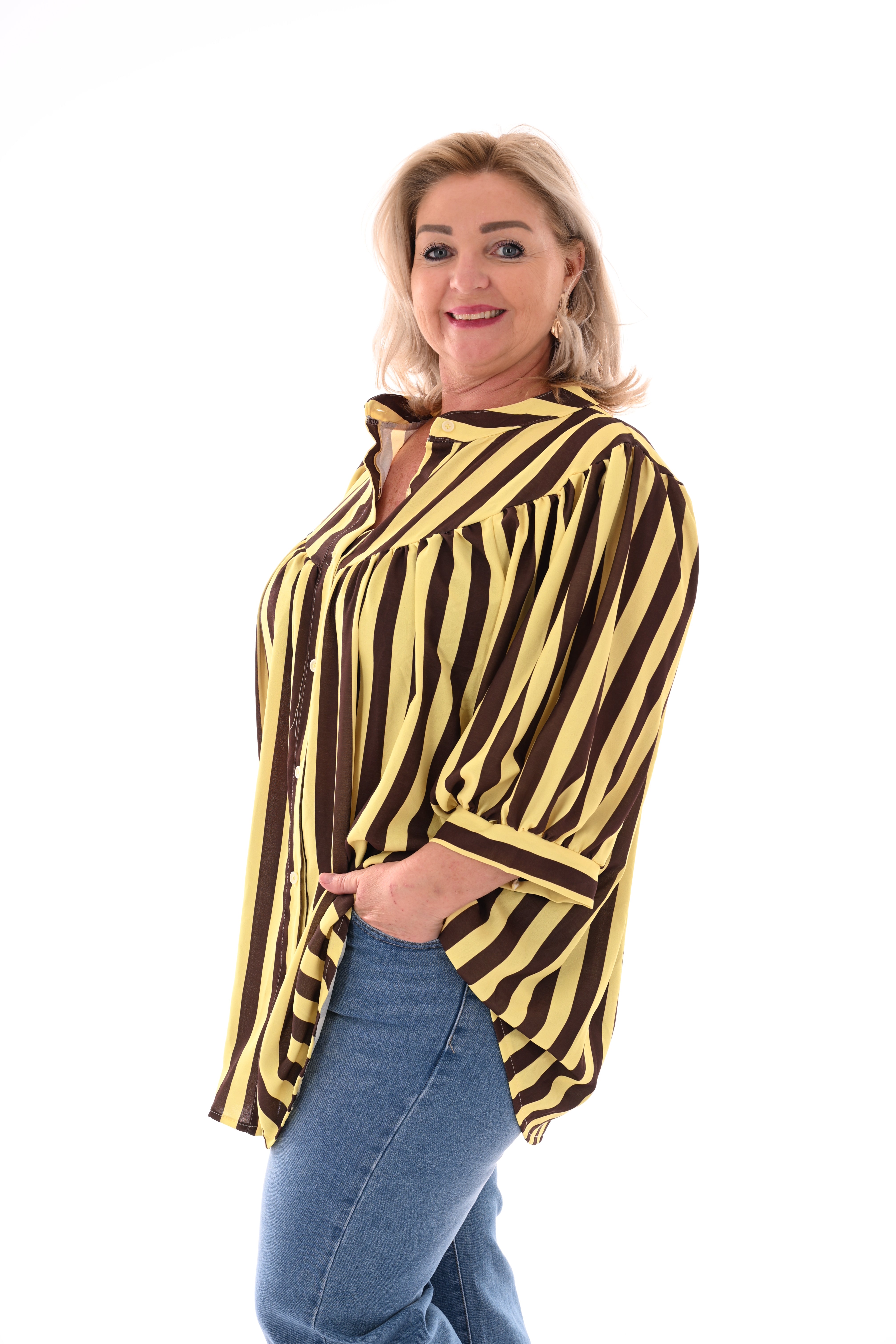 Doorknoop blouse pofmouwen strepen geel/donkerbruin