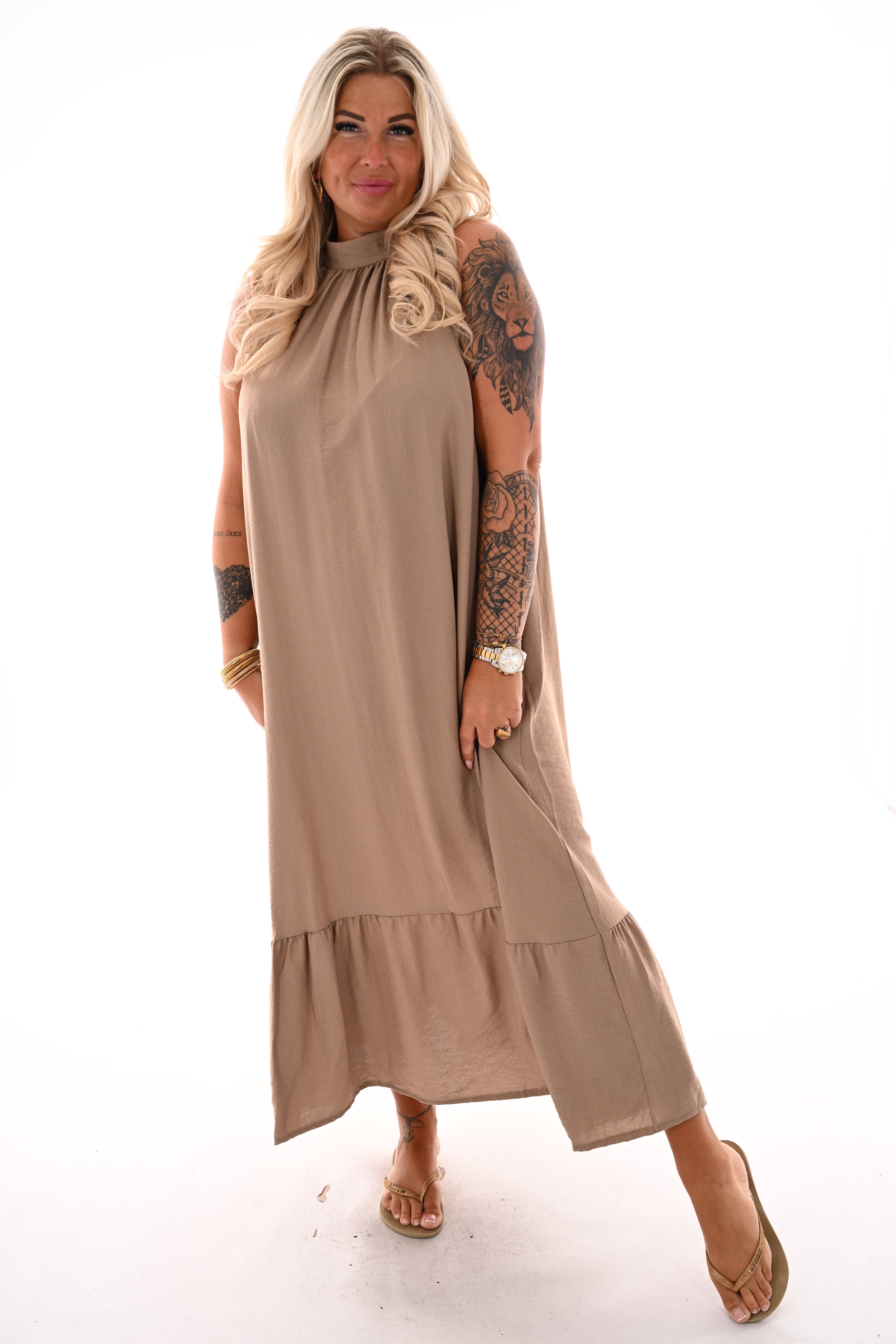 Maxi jurk halter taupe