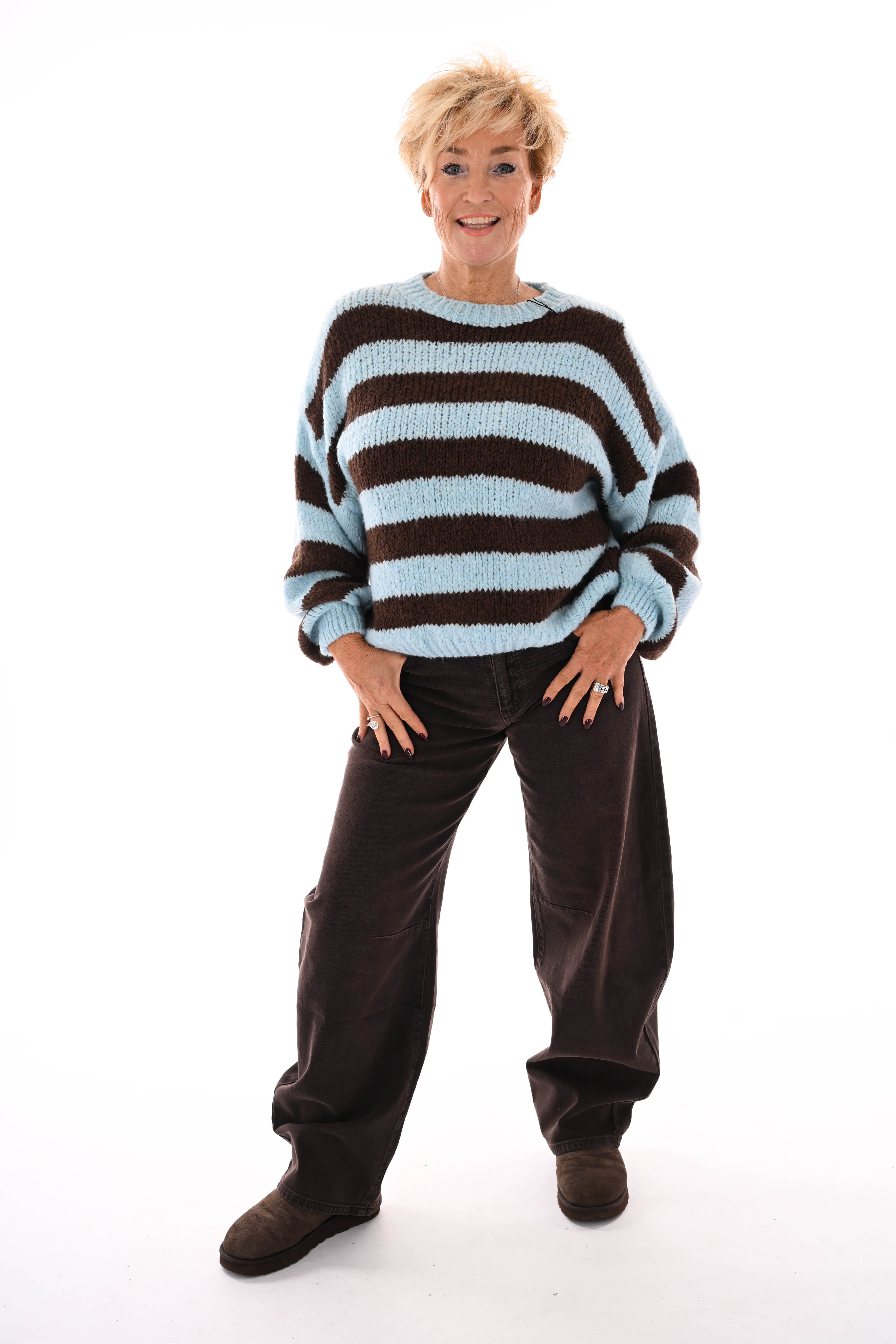 Grof gebreide trui brede streep lichtblauw