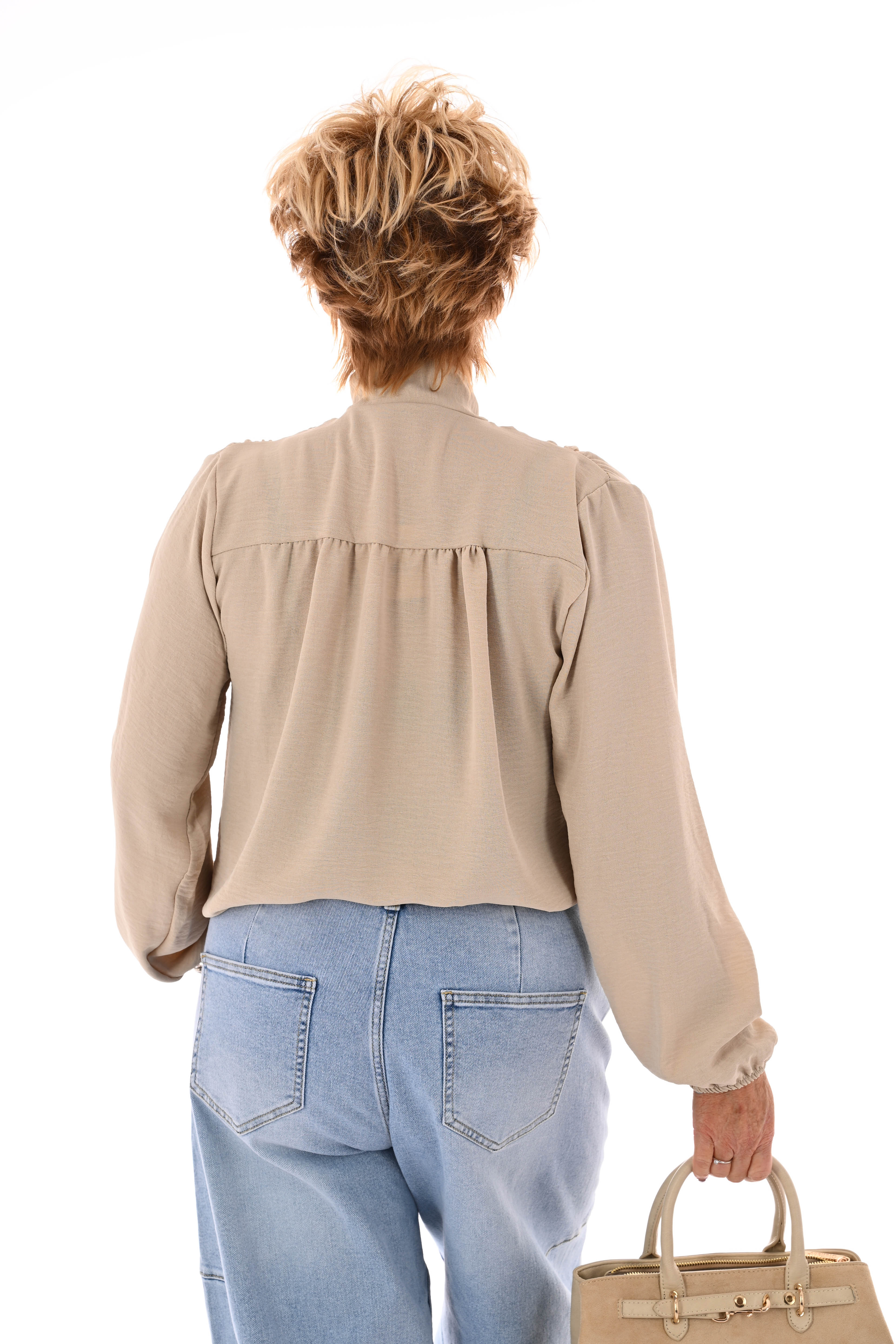 Top roezelmouwen met hals detail uni beige
