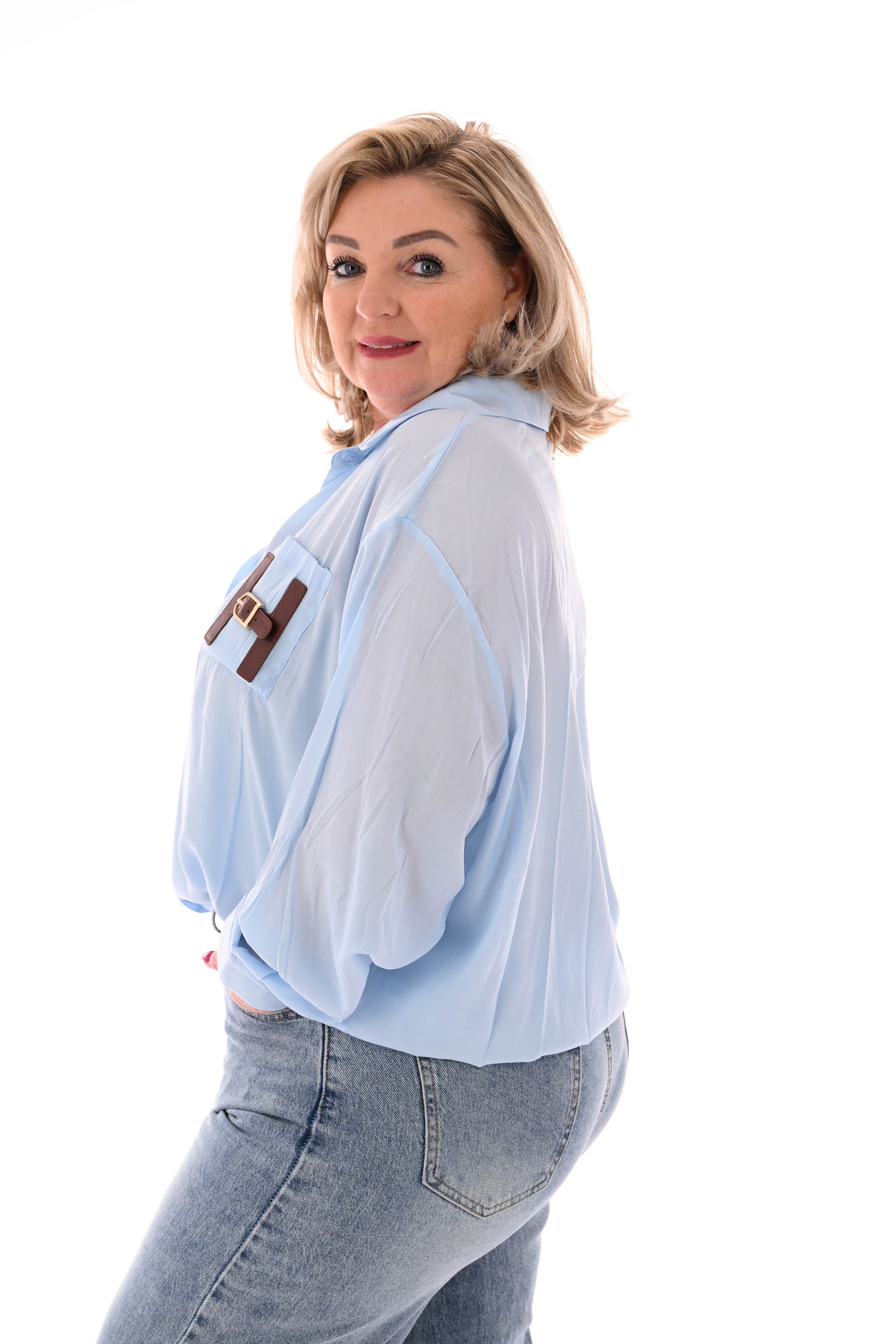 Doorknoop blouse H lichtblauw
