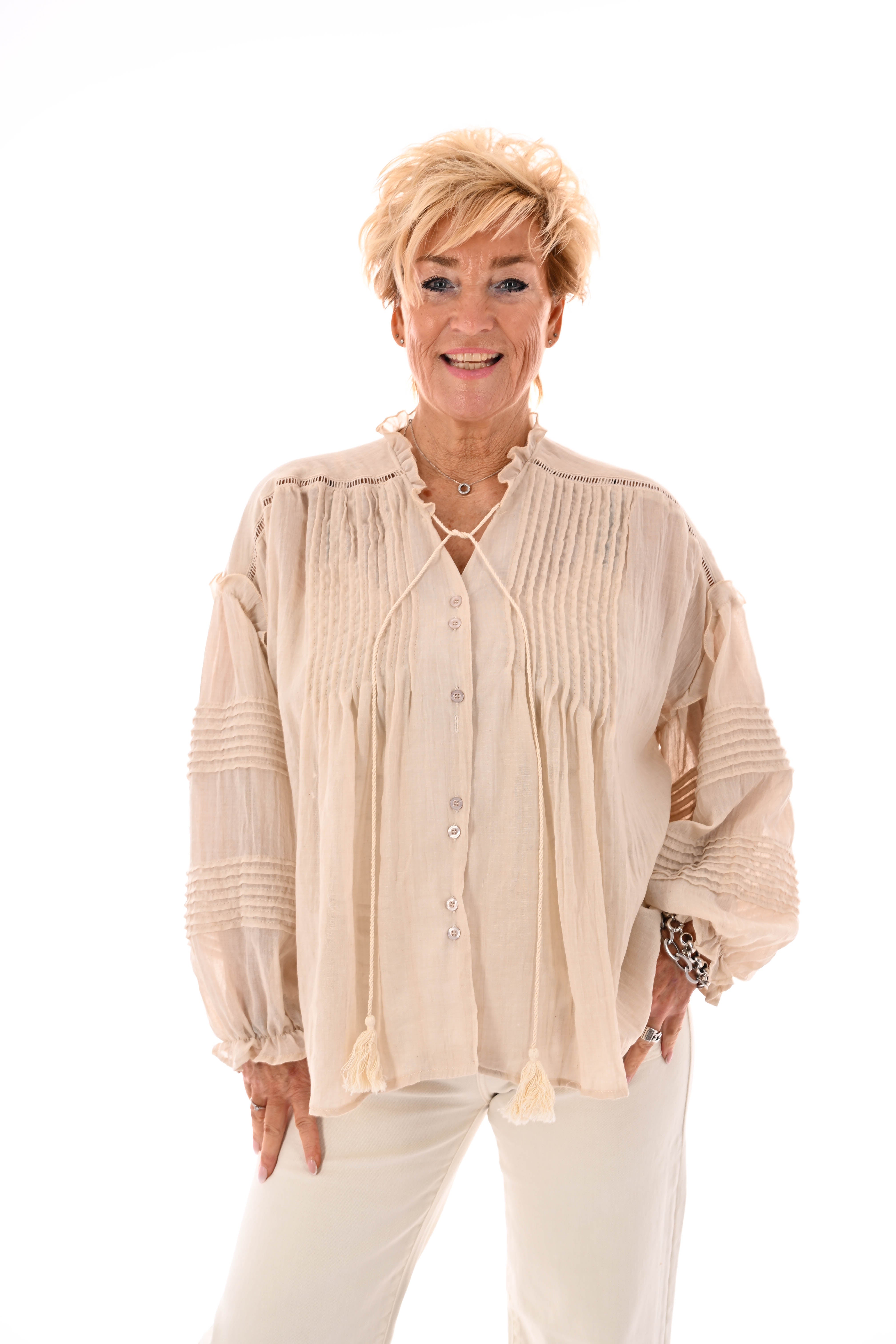 Blouse pofmouwen beige