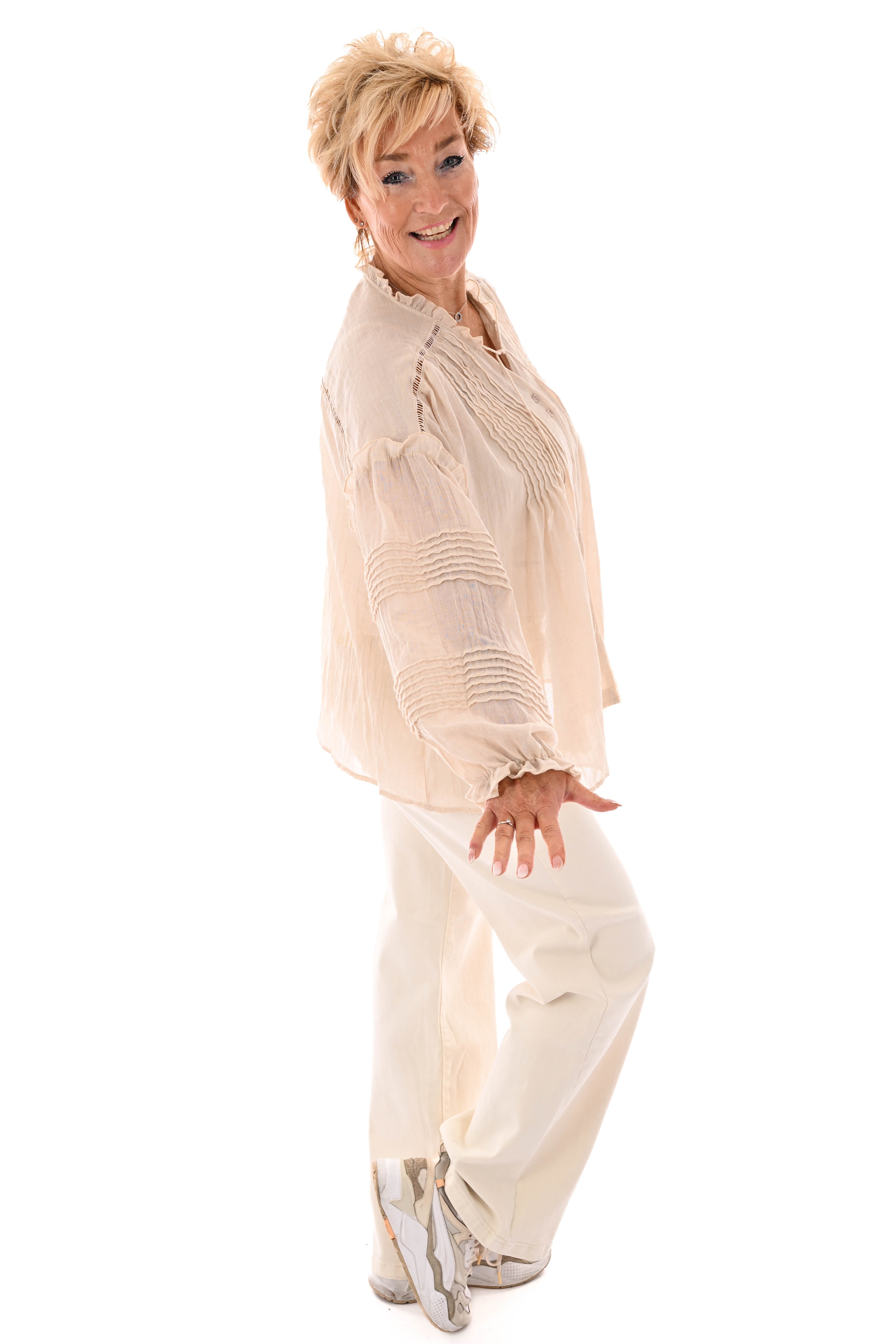 Blouse pofmouwen beige
