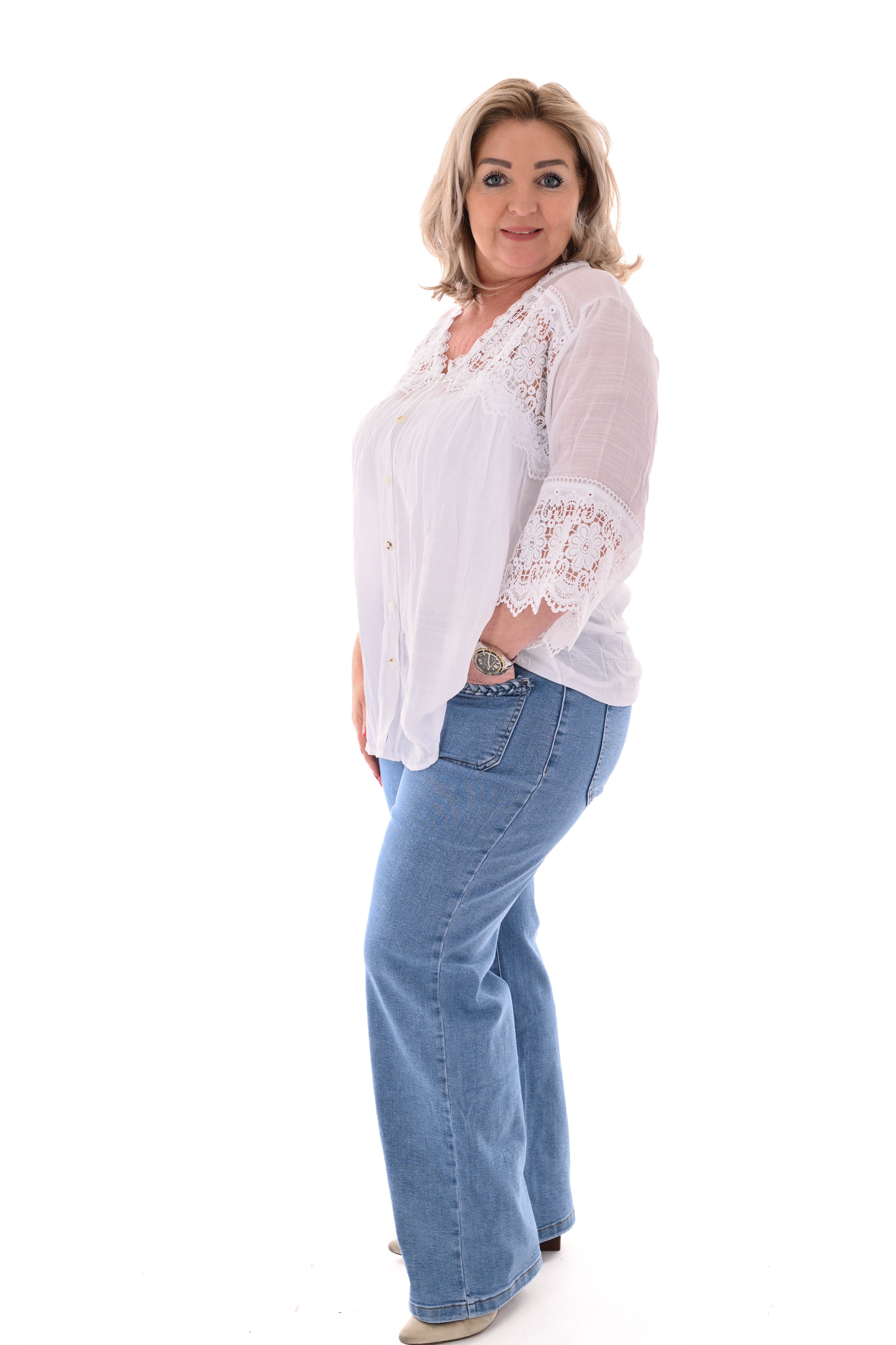 Blouse broderie detail 3/4e mouwen wit