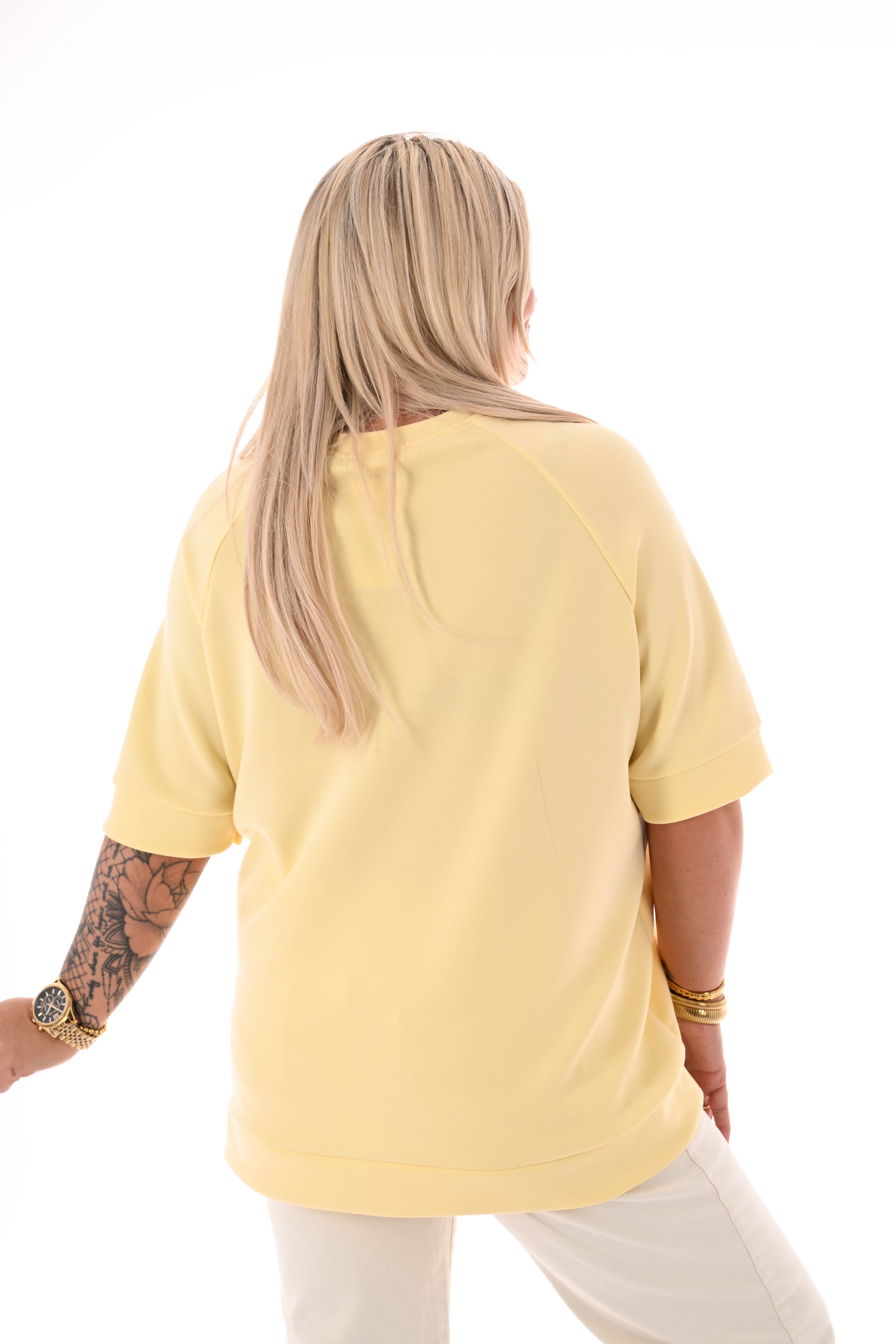 Sweater korte mouwen met strik botergeel