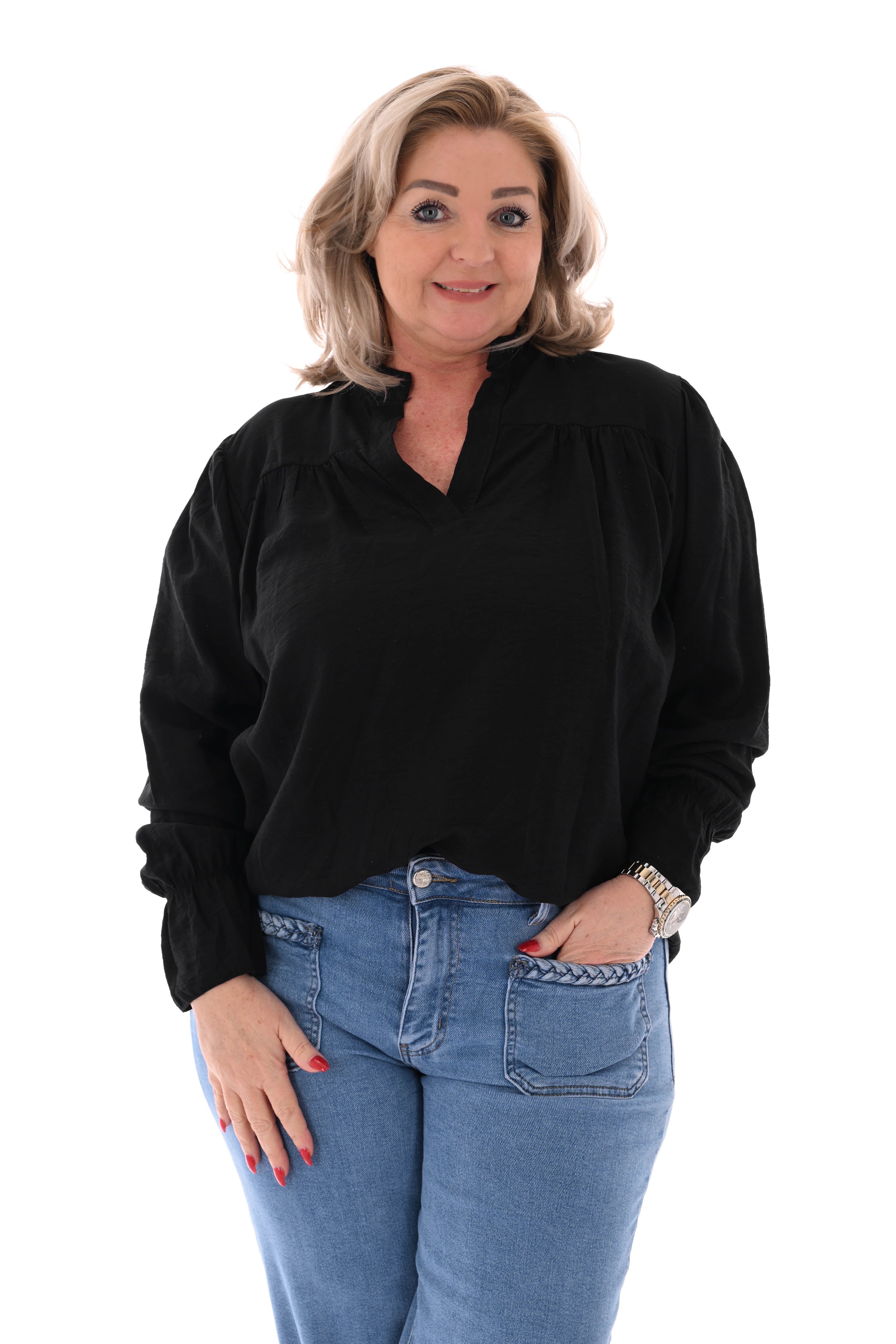 Top met roezelmouwen en v-hals zwart