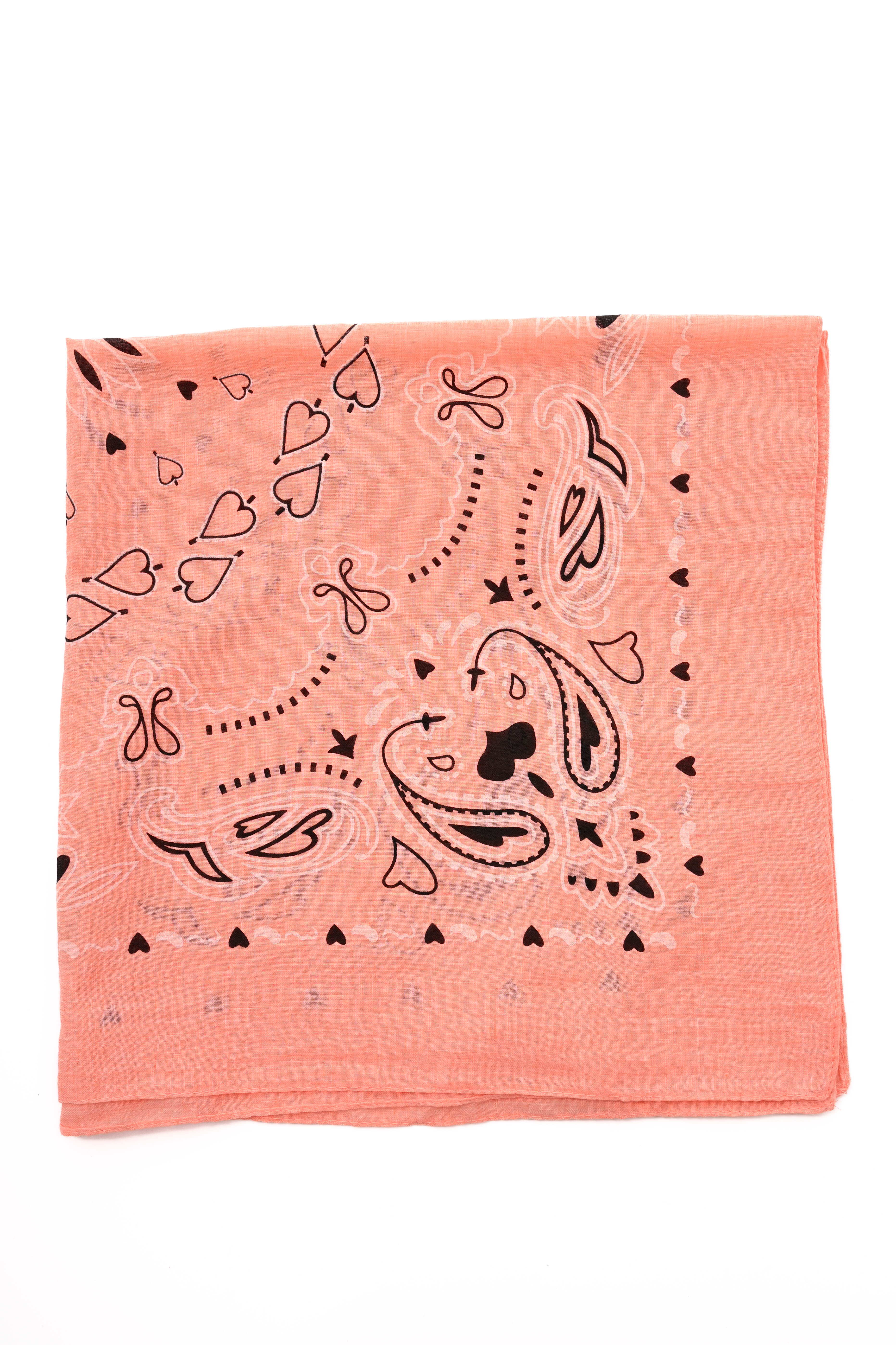 Kort sjaaltje hartjes zalm