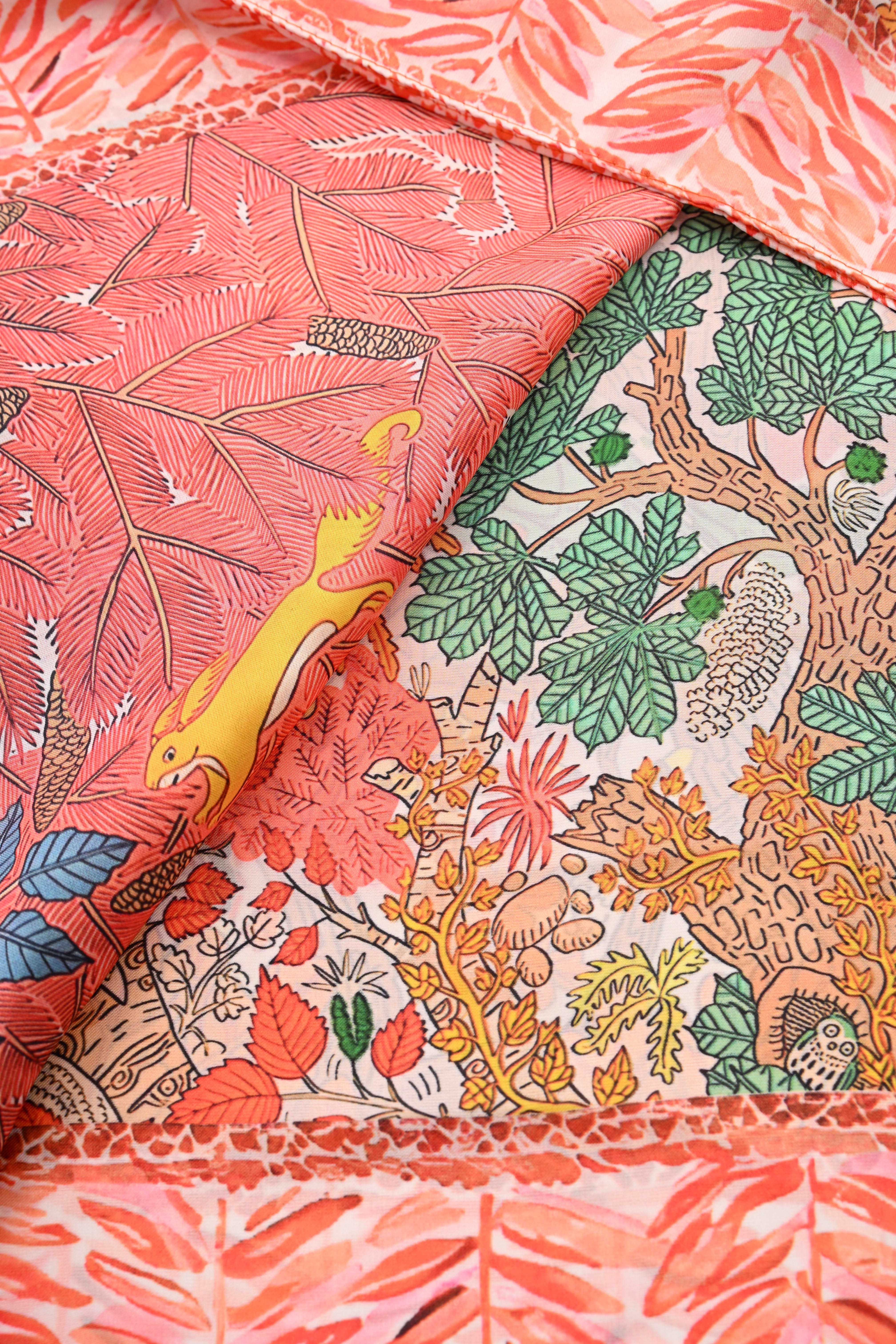 Kort sjaaltje bloemenboom roze/oranje