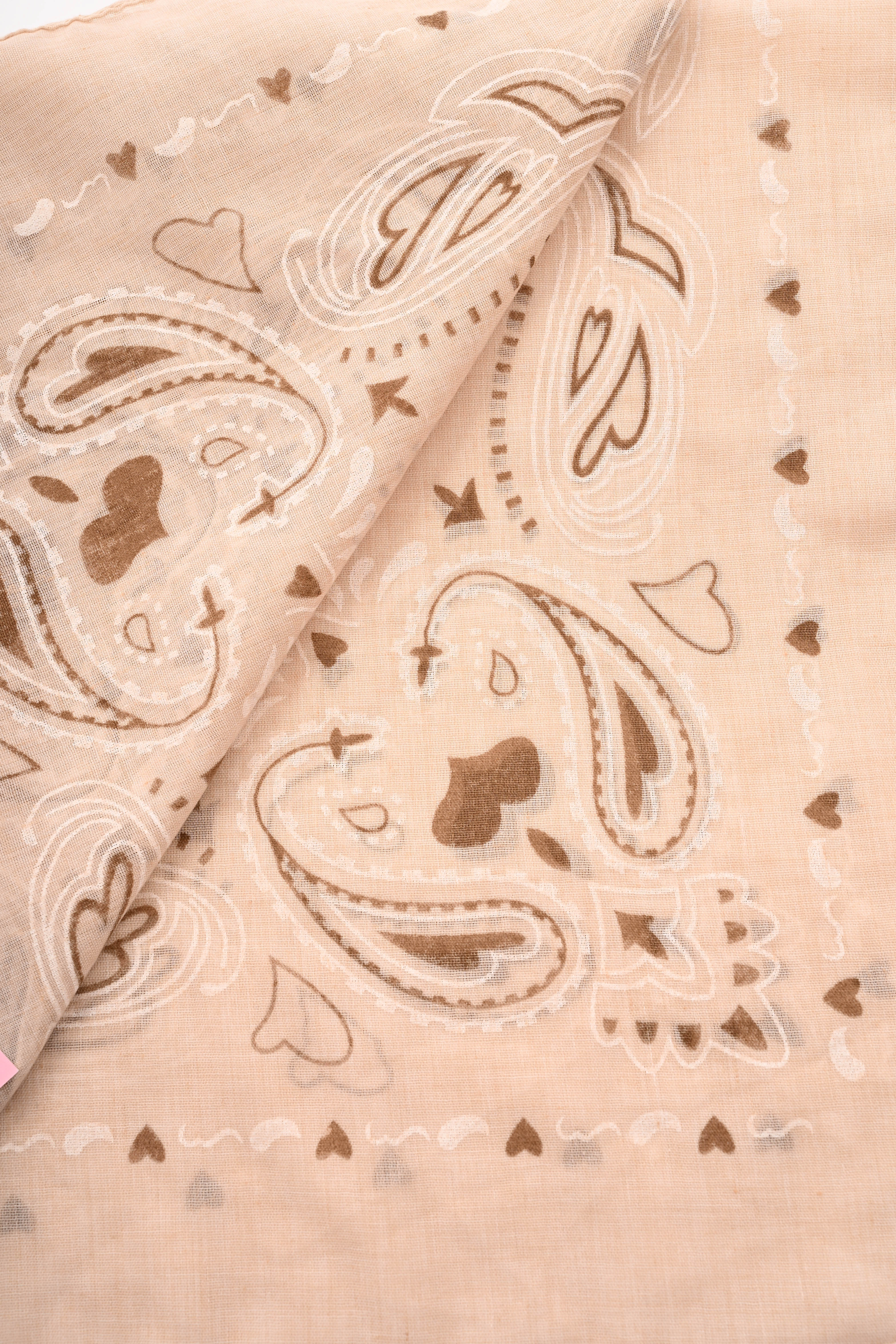 Kort sjaaltje hartjes beige