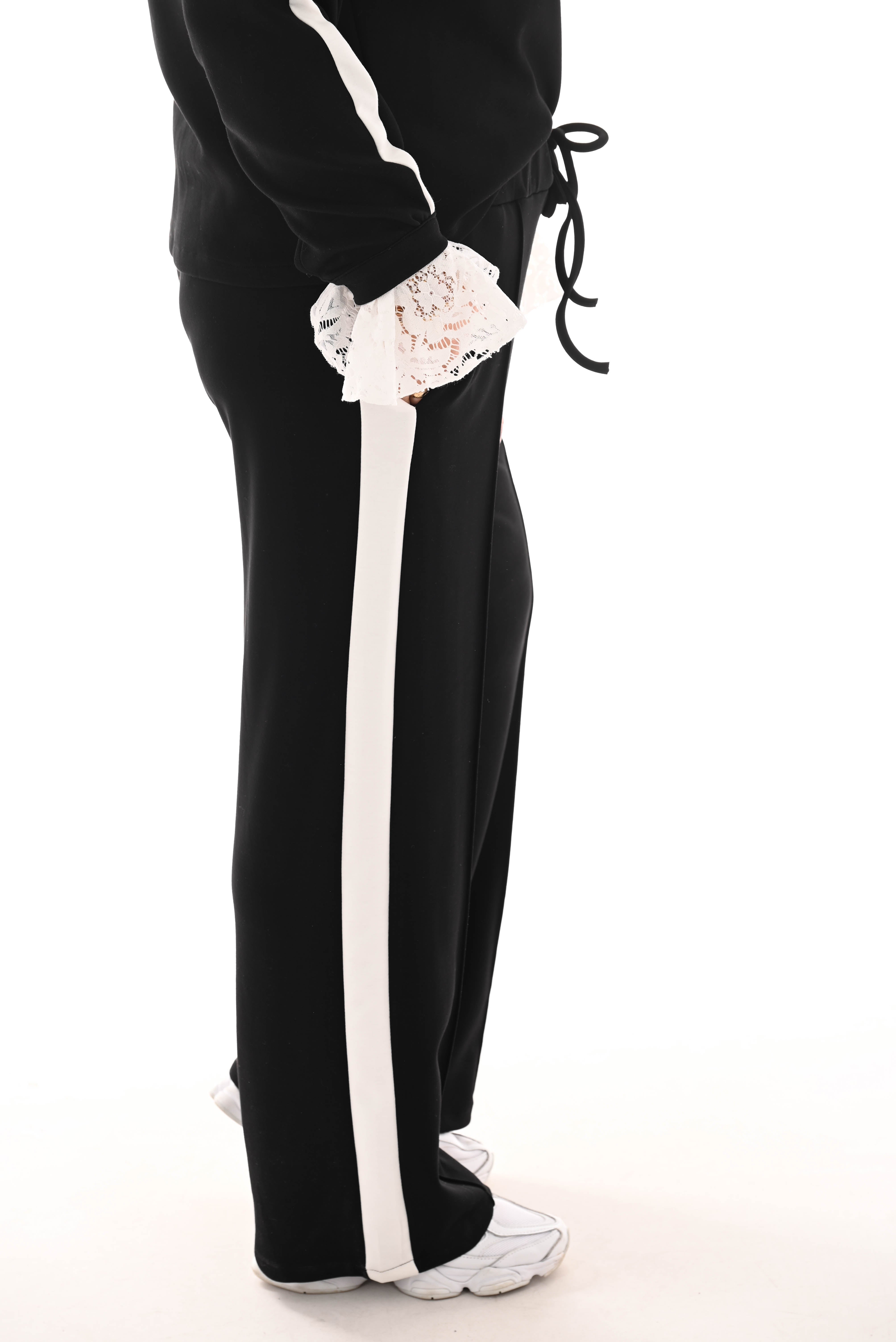 Tweedelig pak blouse met bies zwart