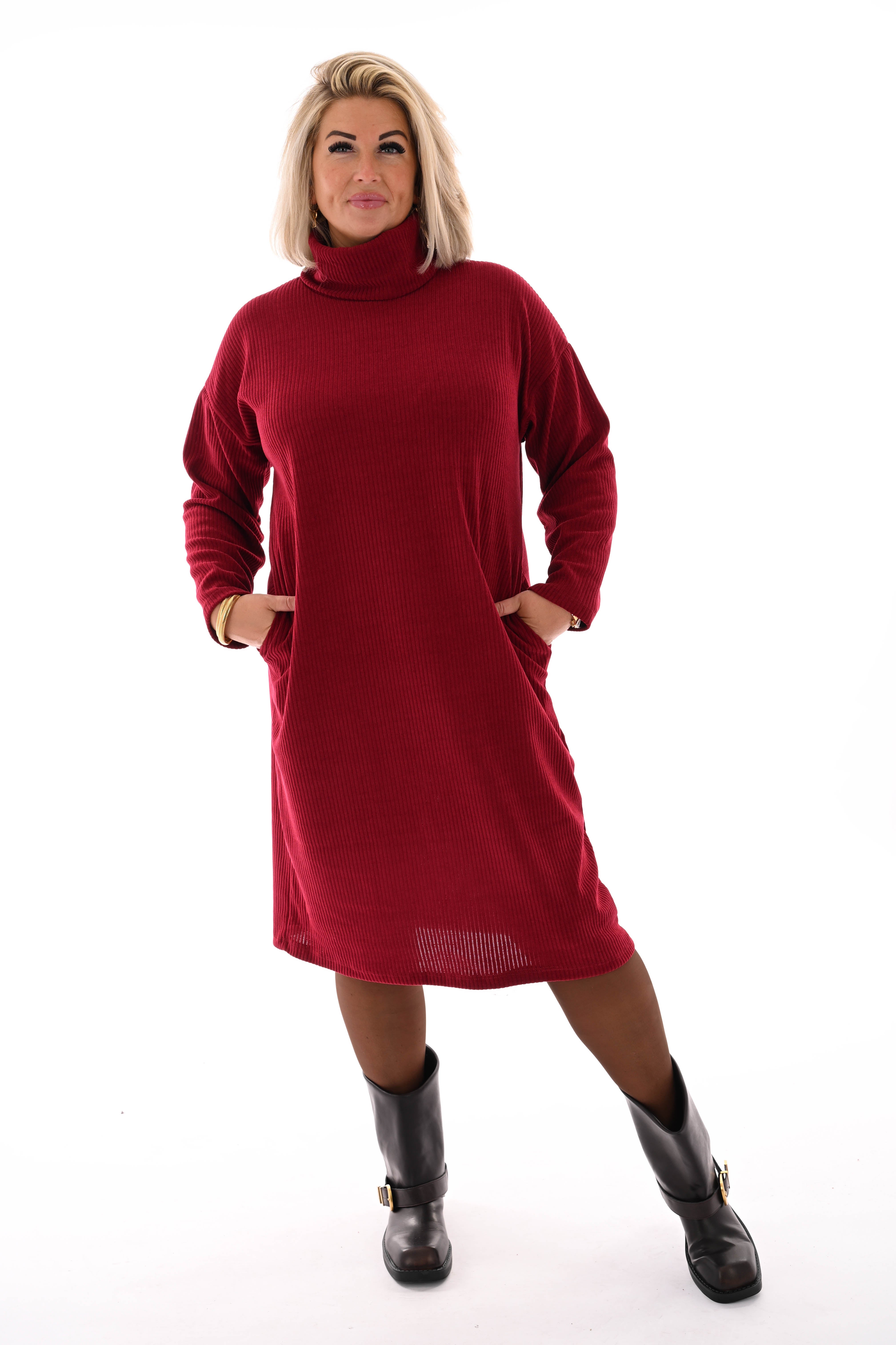 Jurk rib met col bordeaux