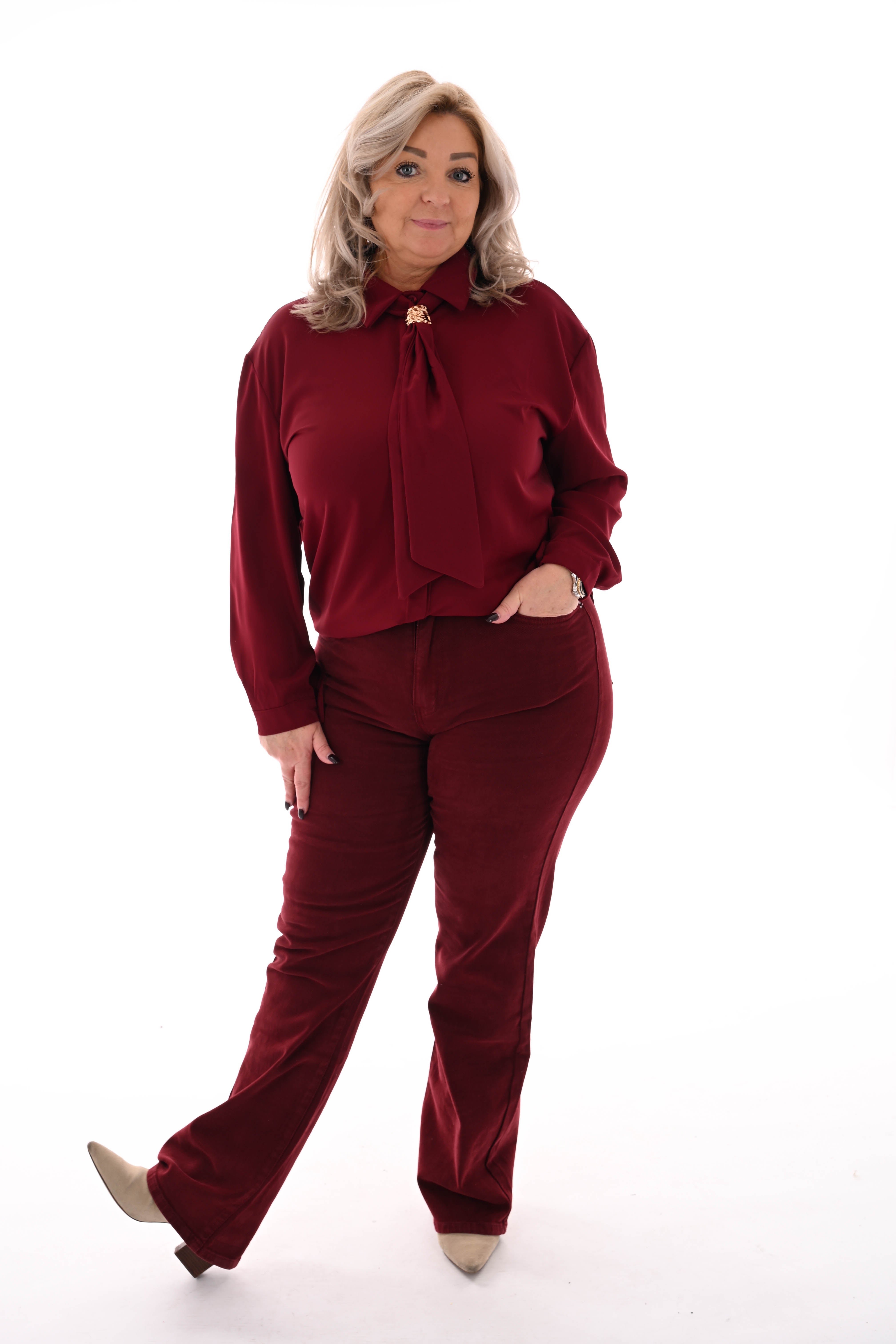 Doorknoop blouse gouden details bordeaux
