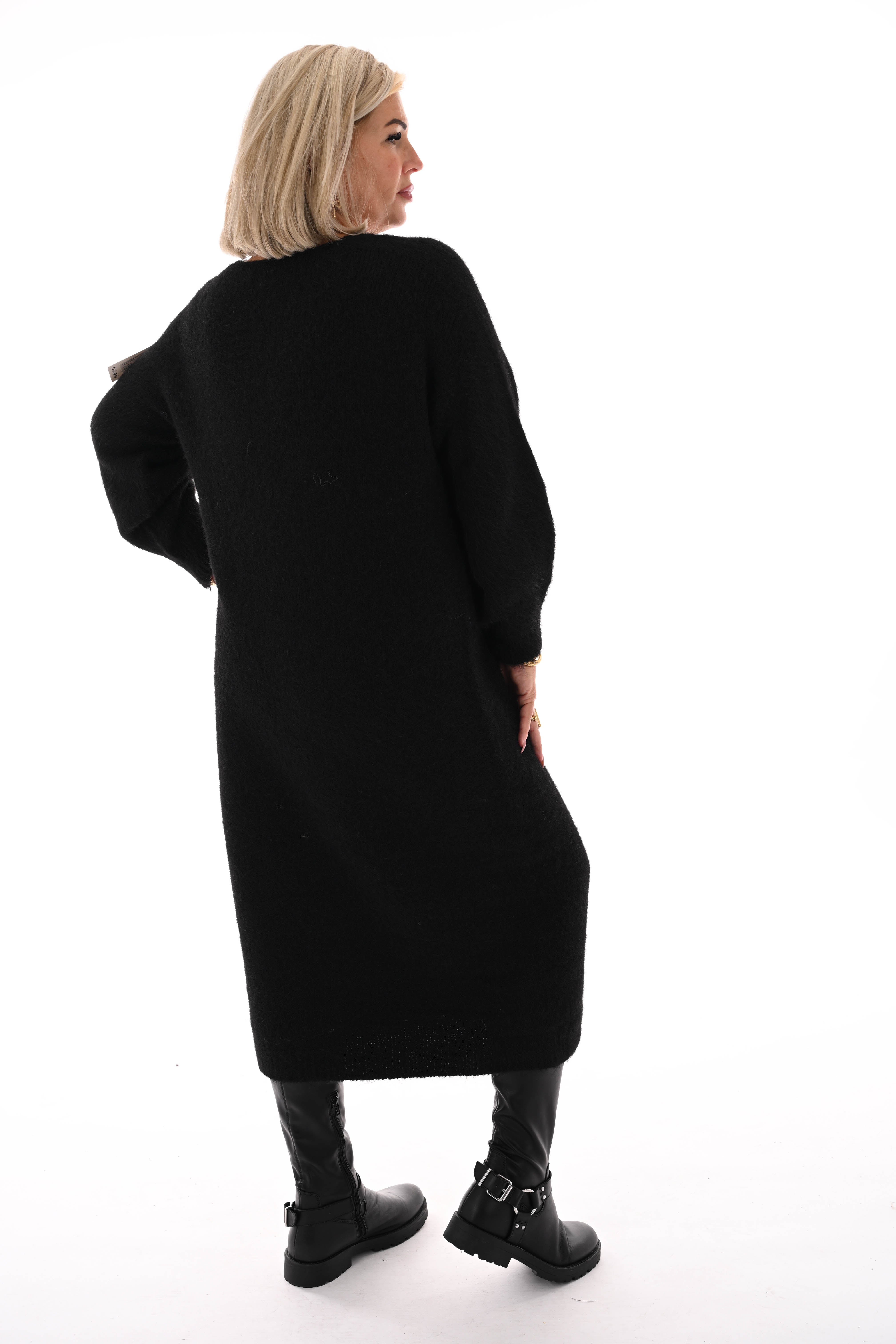 Jurk lang fijn gebreid v-hals zwart