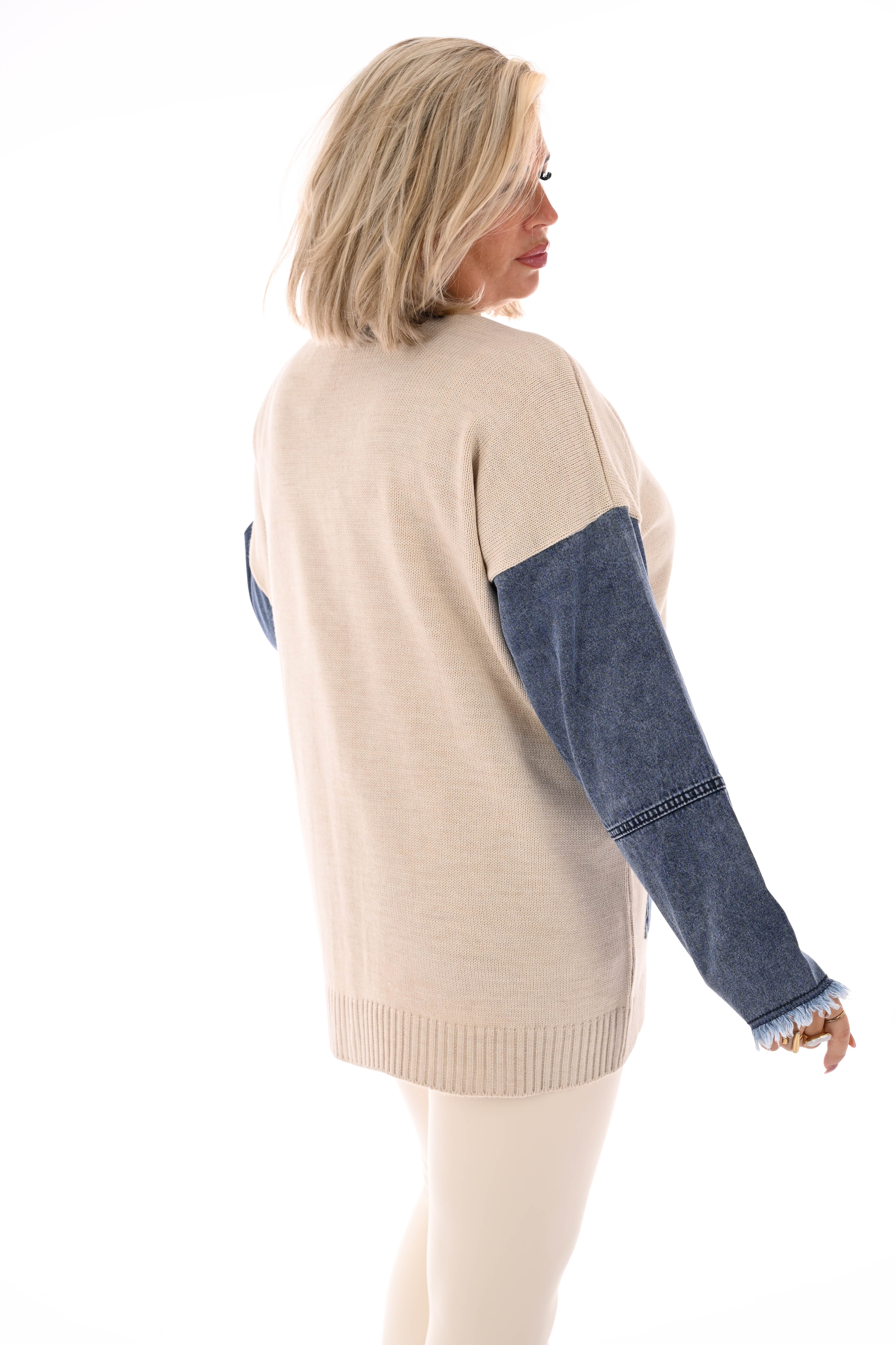 Gebreid vest met jeans beige