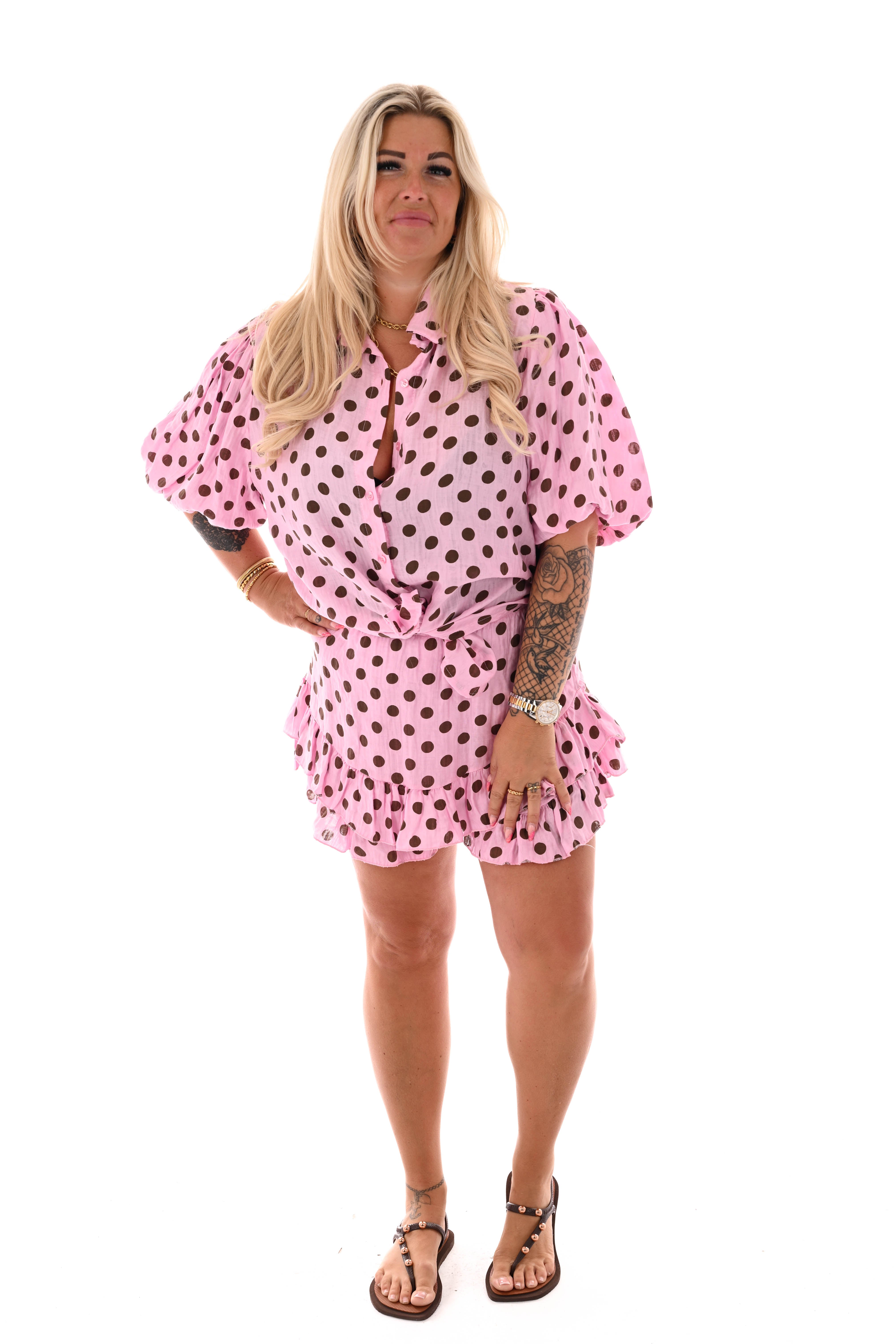 Twinset dots en roezelshort lichtroze