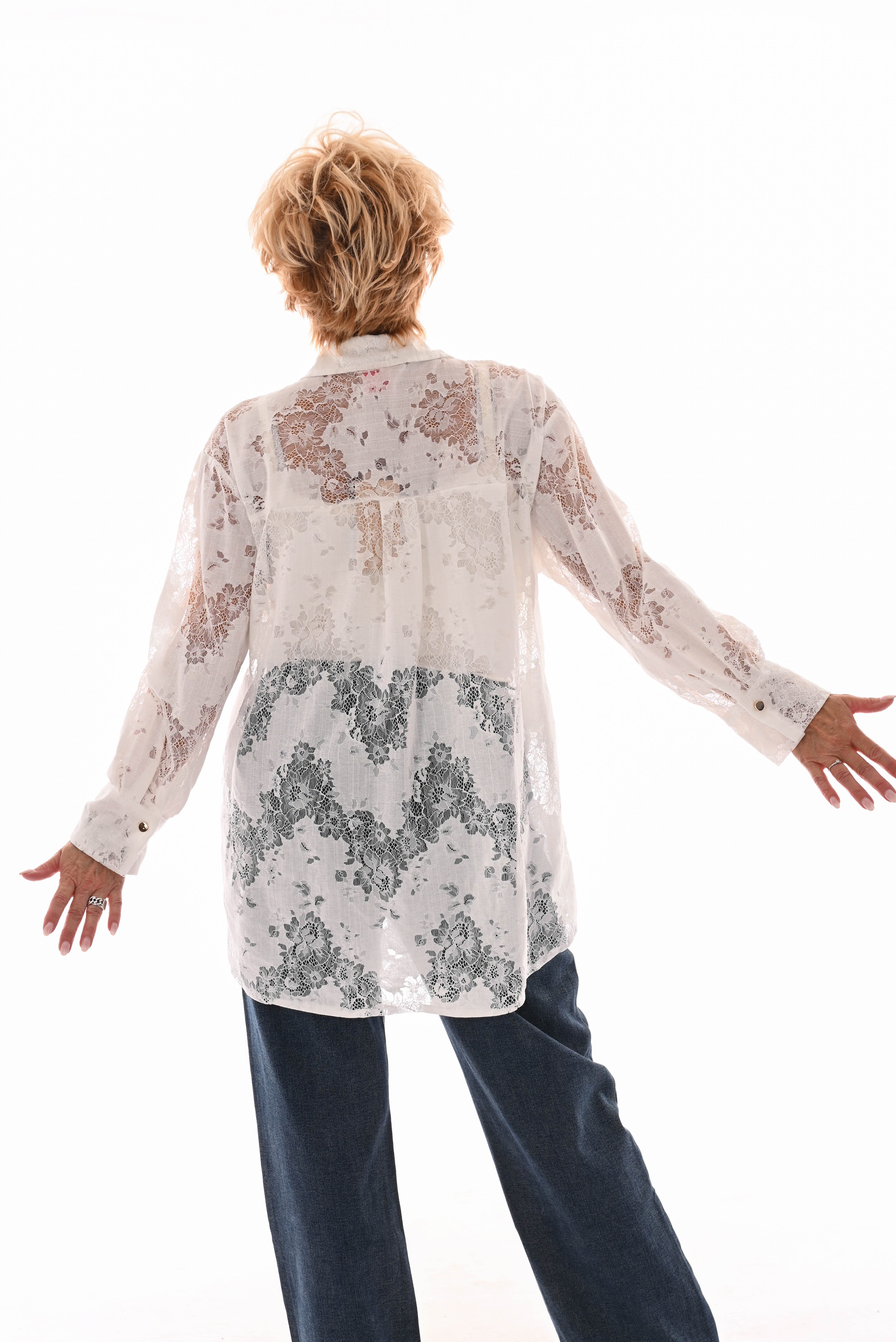 Blouse kant met franjes roomwit
