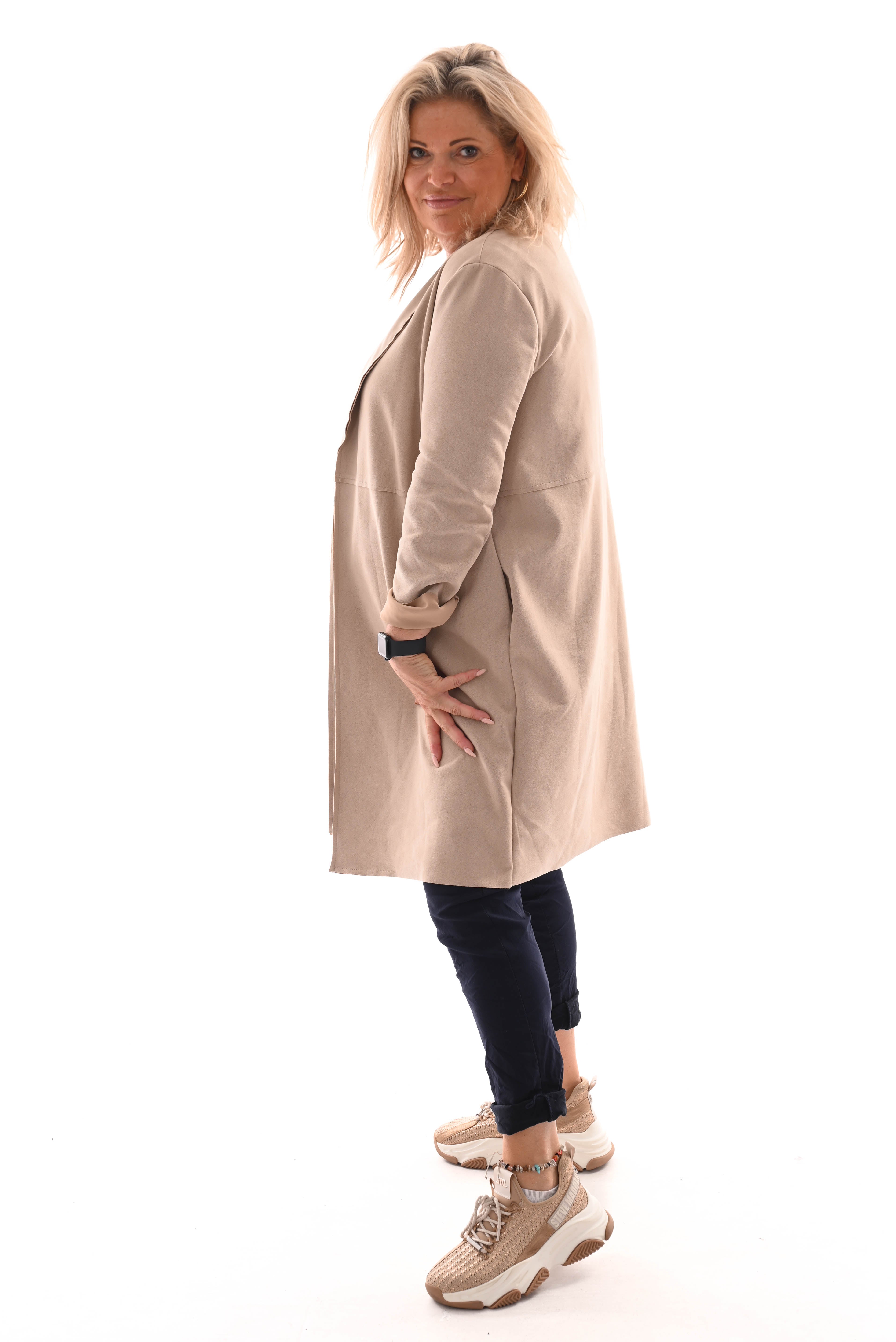 Suede look jas beige