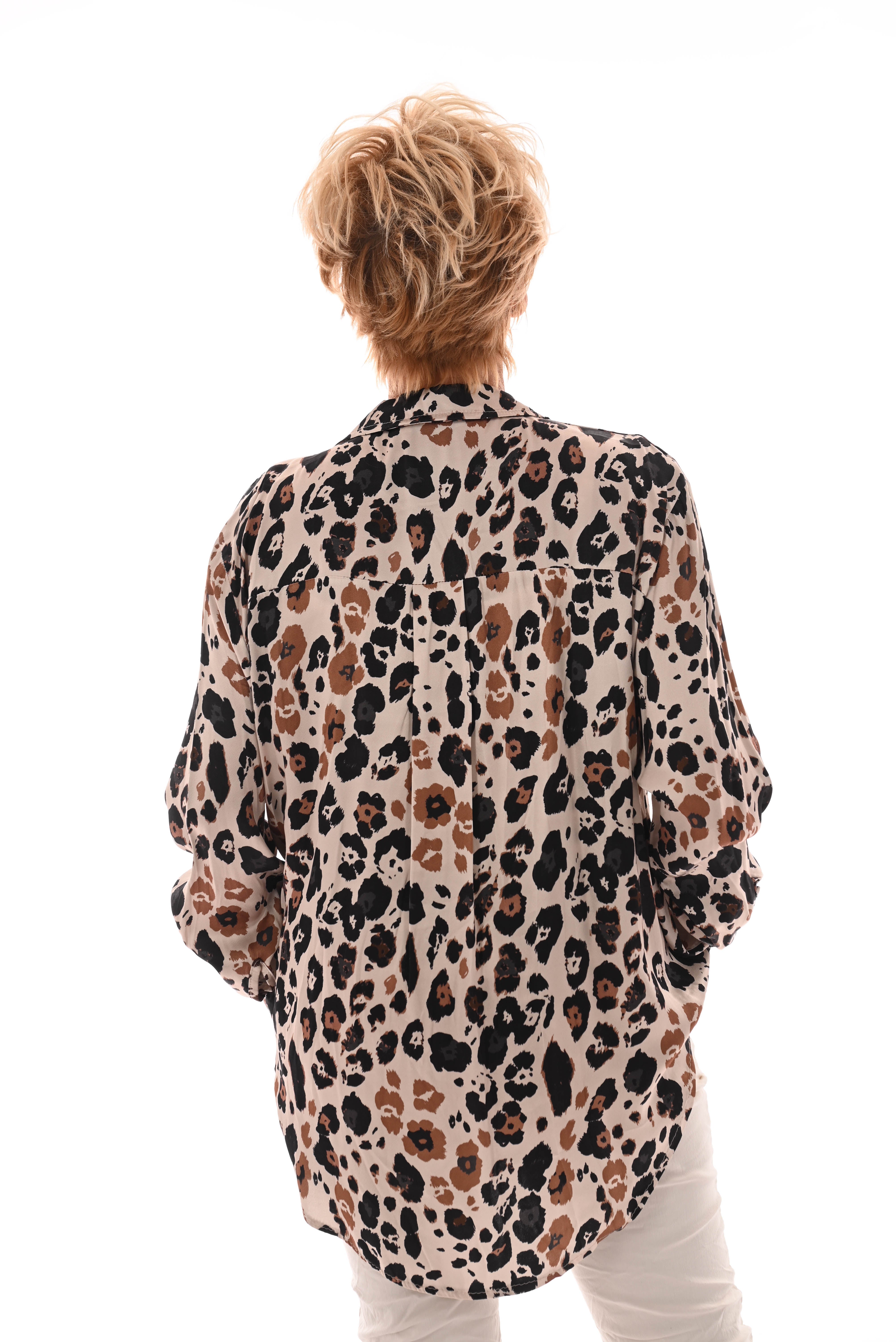 Doorknoop blouse panterprint roomwit/zwart